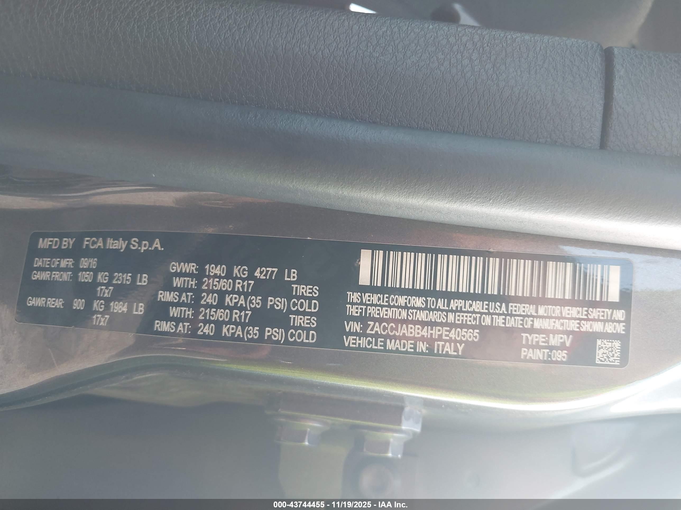 JEEP RENEGADE image 9