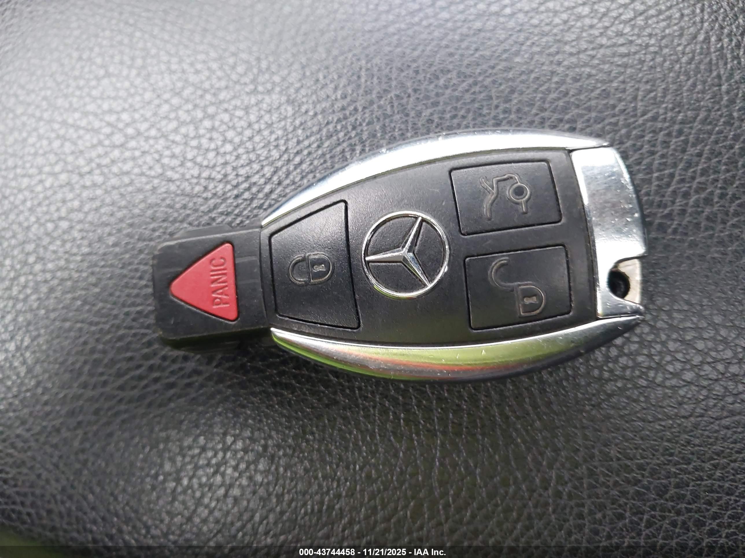 MERCEDES-BENZ CLA image 11