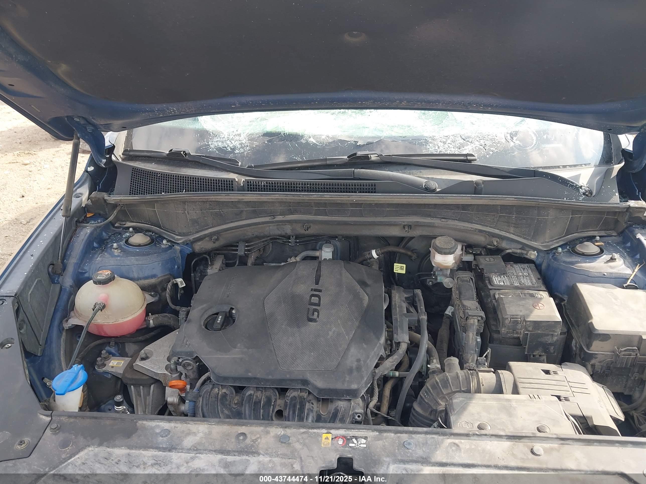 HYUNDAI SANTA image 10