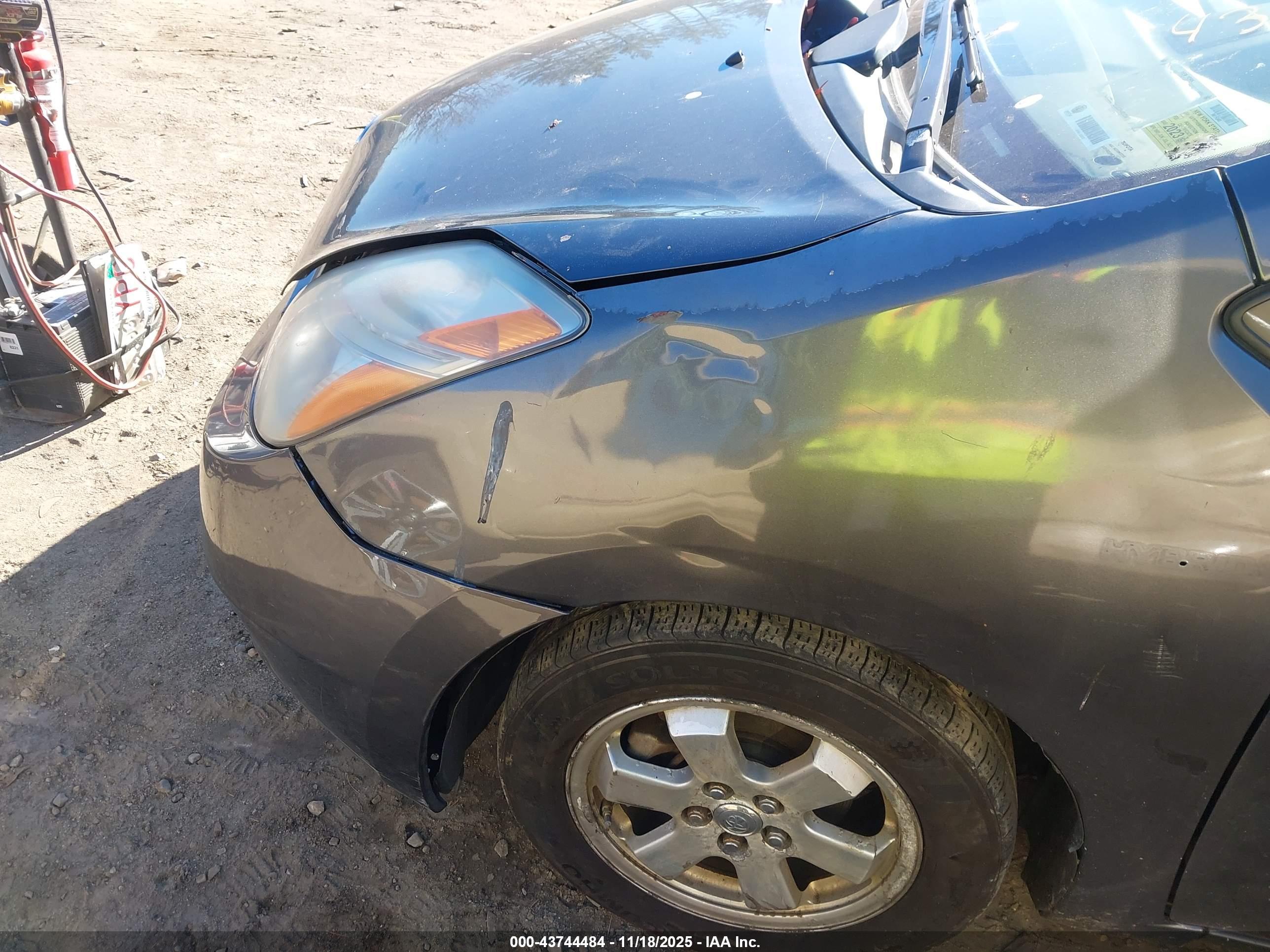 TOYOTA PRIUS image 6