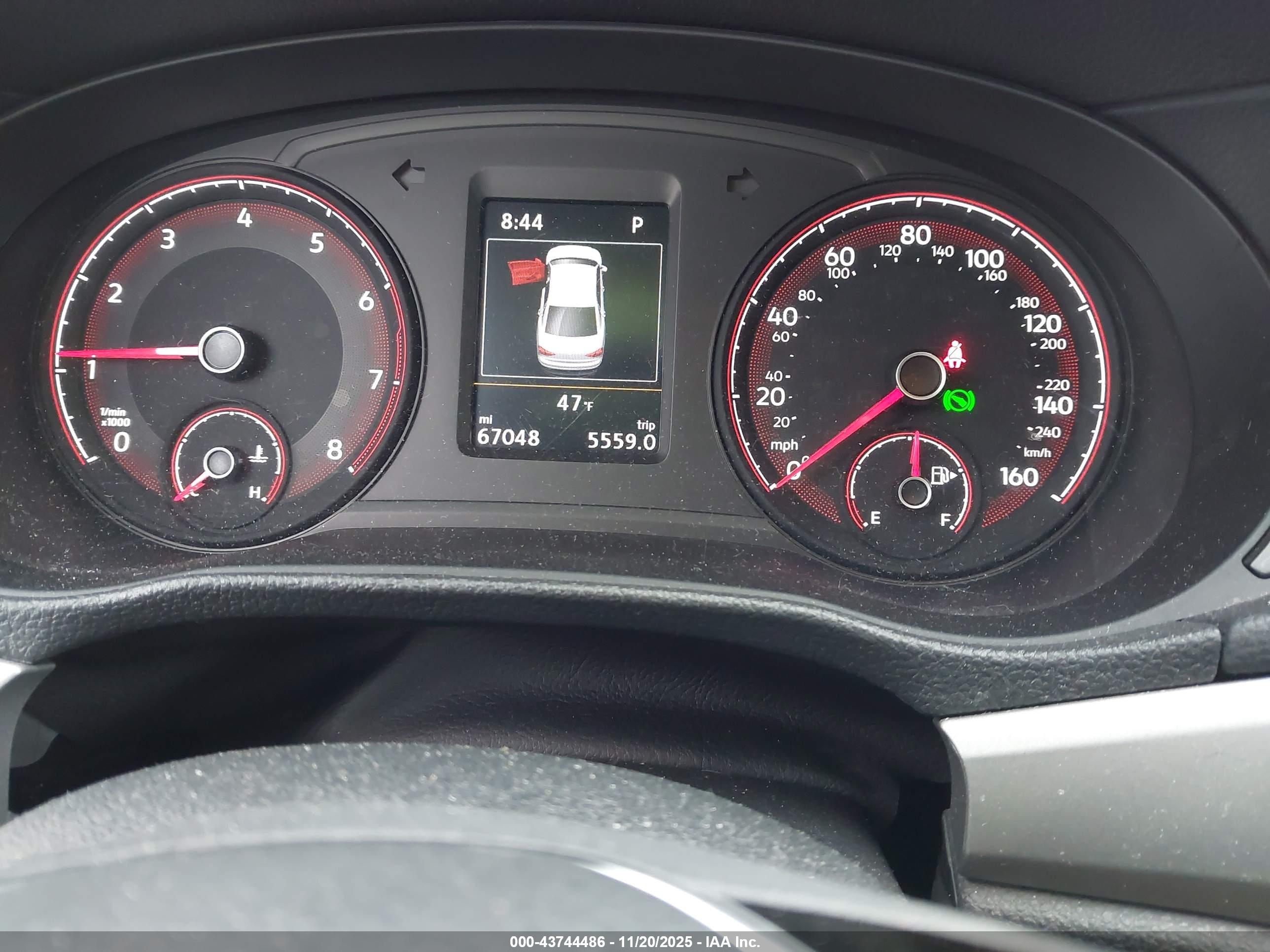 VOLKSWAGEN PASSAT image 7
