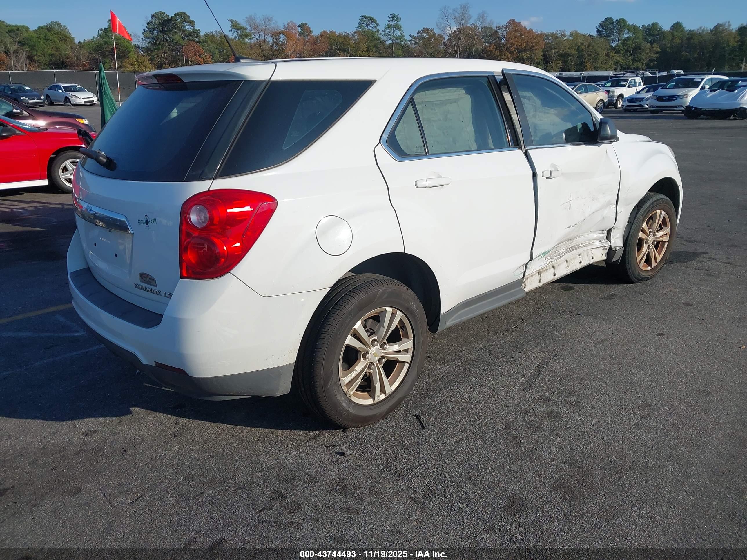 CHEVROLET EQUINOX image 4