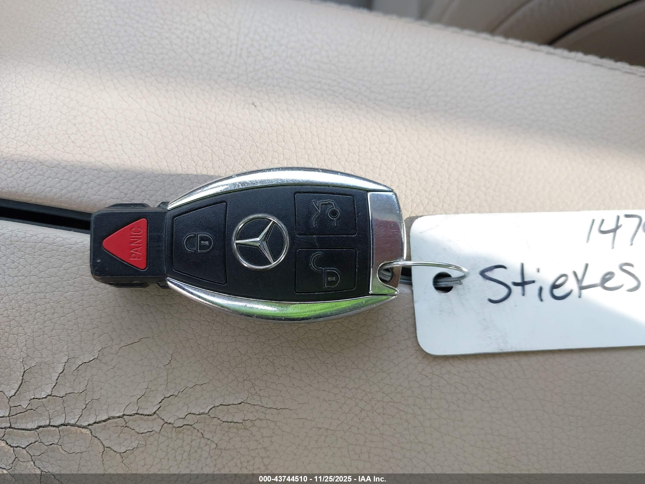 MERCEDES-BENZ E image 11