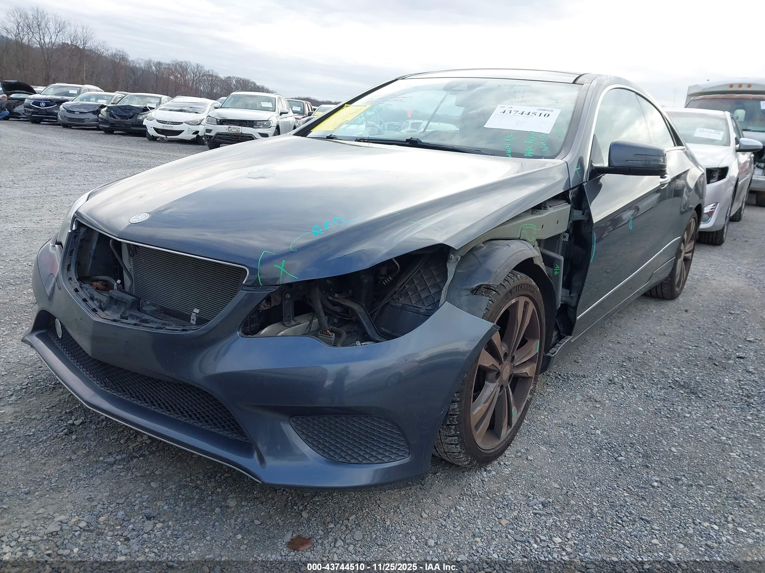 MERCEDES-BENZ E image 6