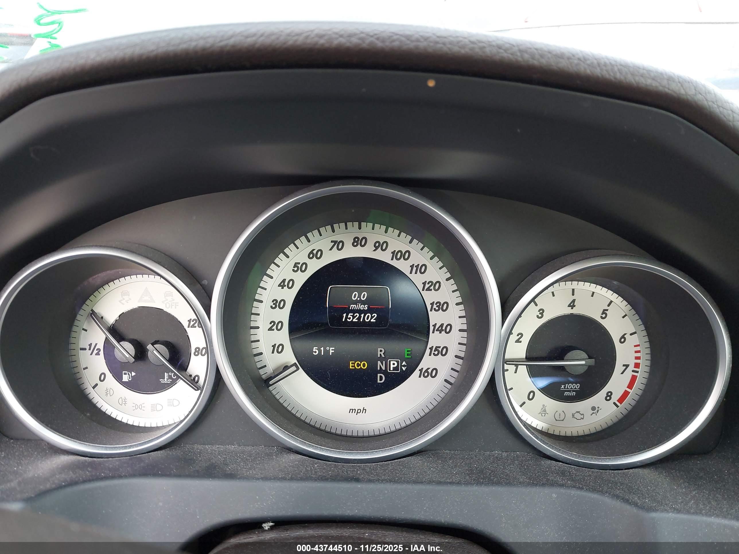 MERCEDES-BENZ E image 7