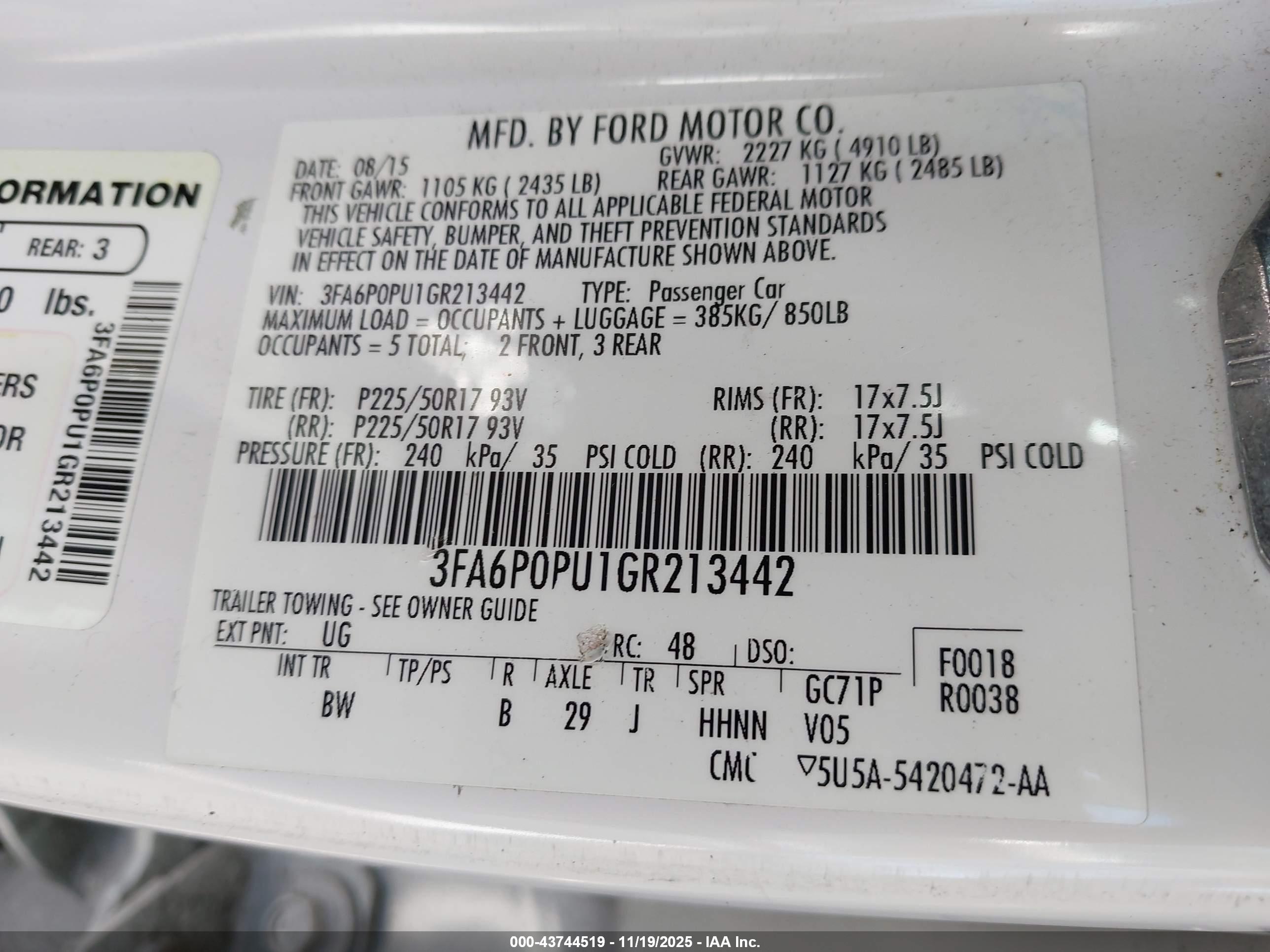 FORD FUSION image 9