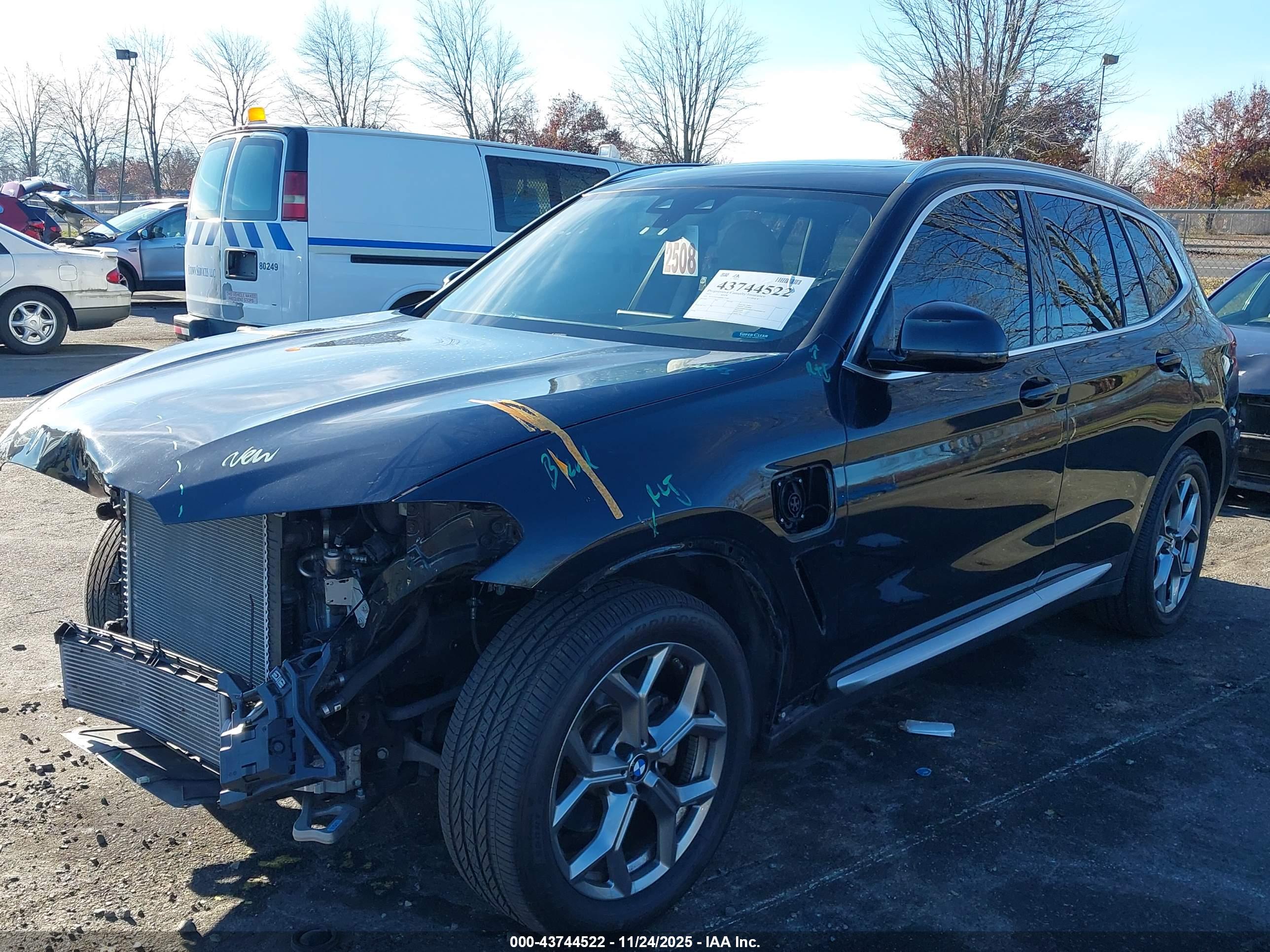BMW X3 image 2