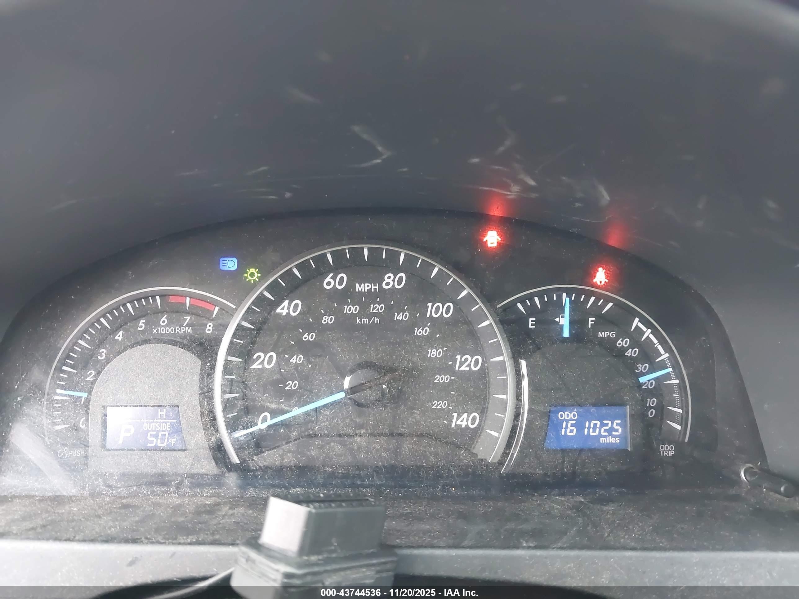TOYOTA CAMRY image 7