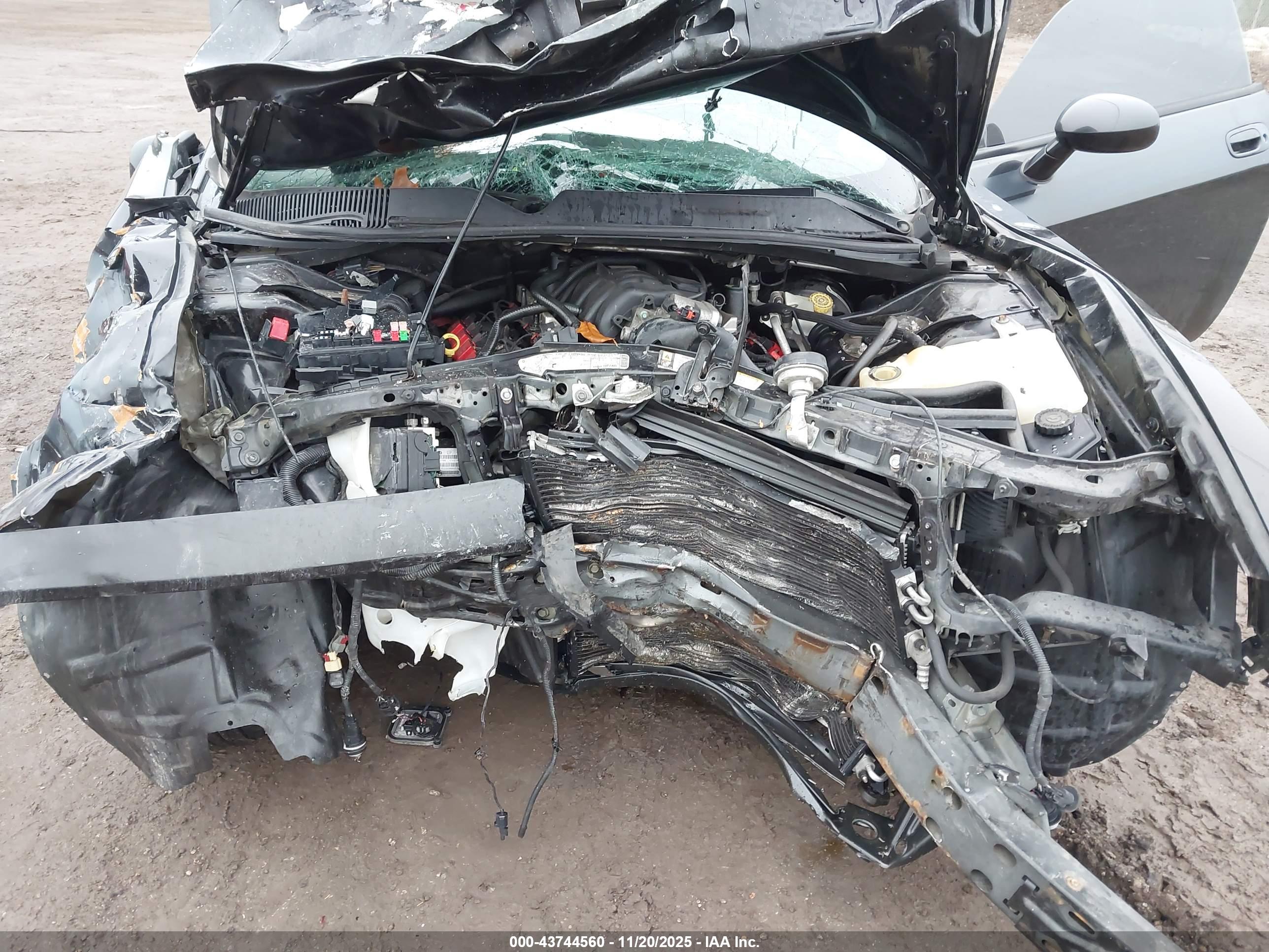 DODGE CHALLENGER image 10