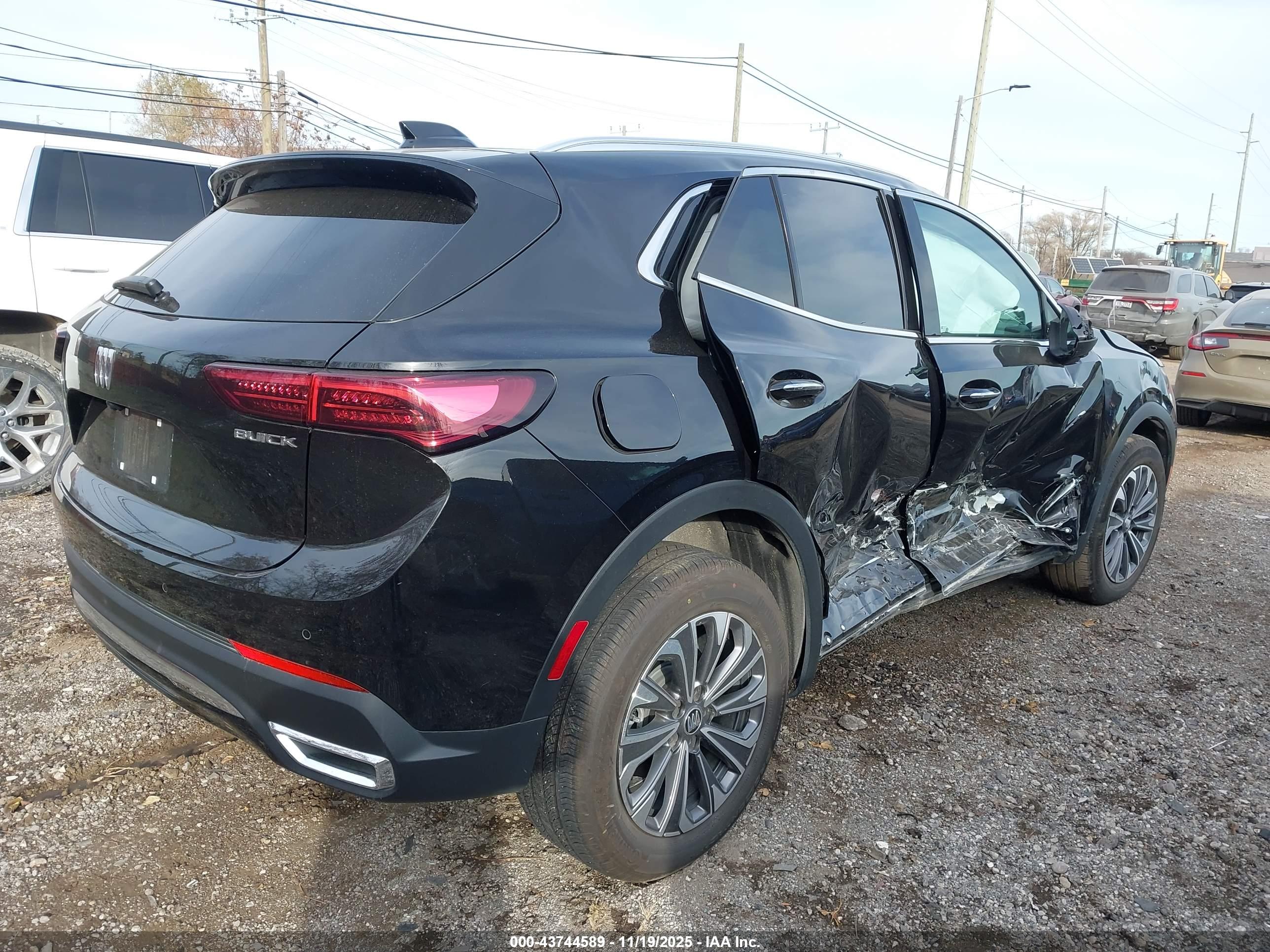 BUICK ENVISION image 4