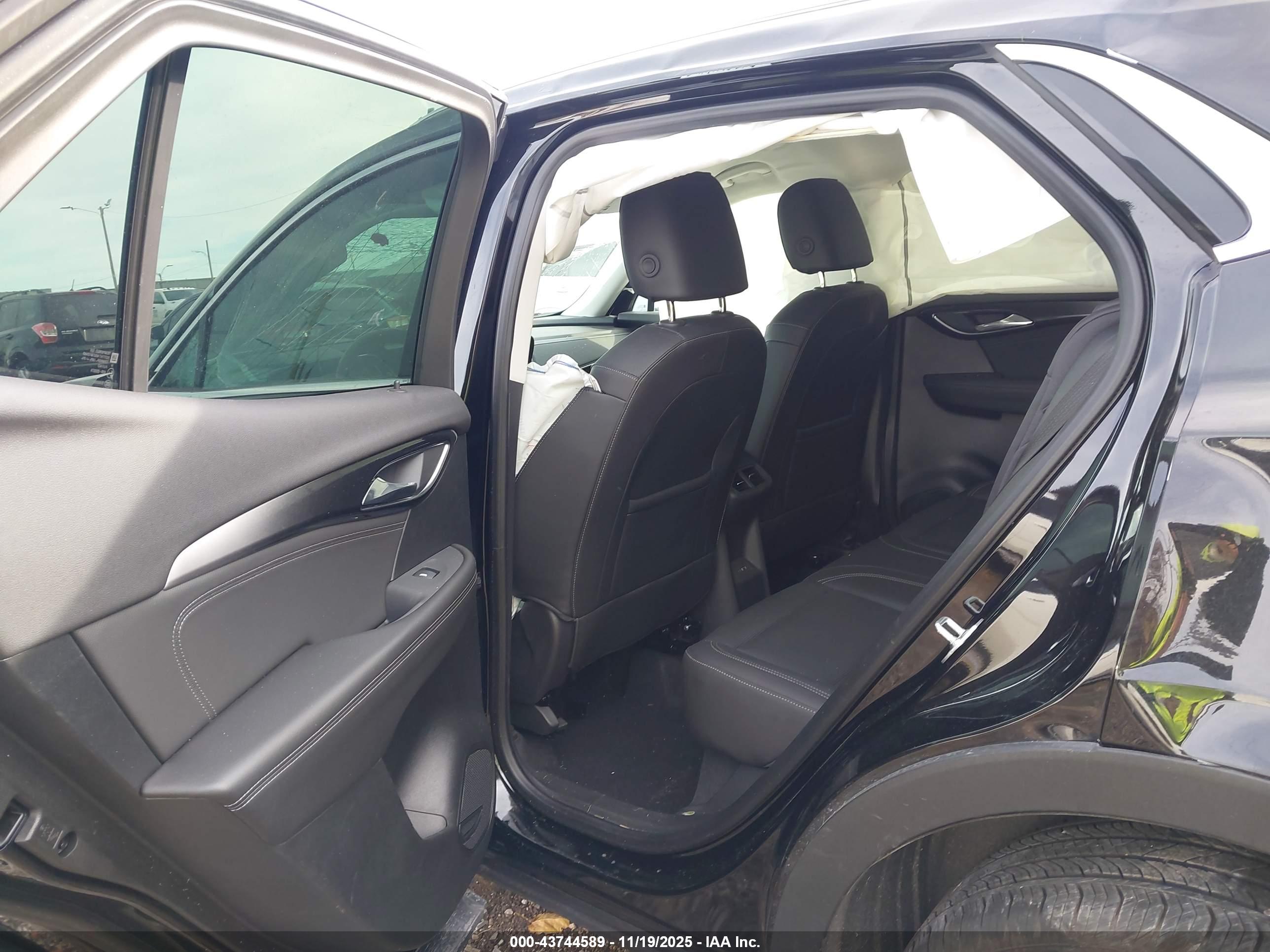 BUICK ENVISION image 8