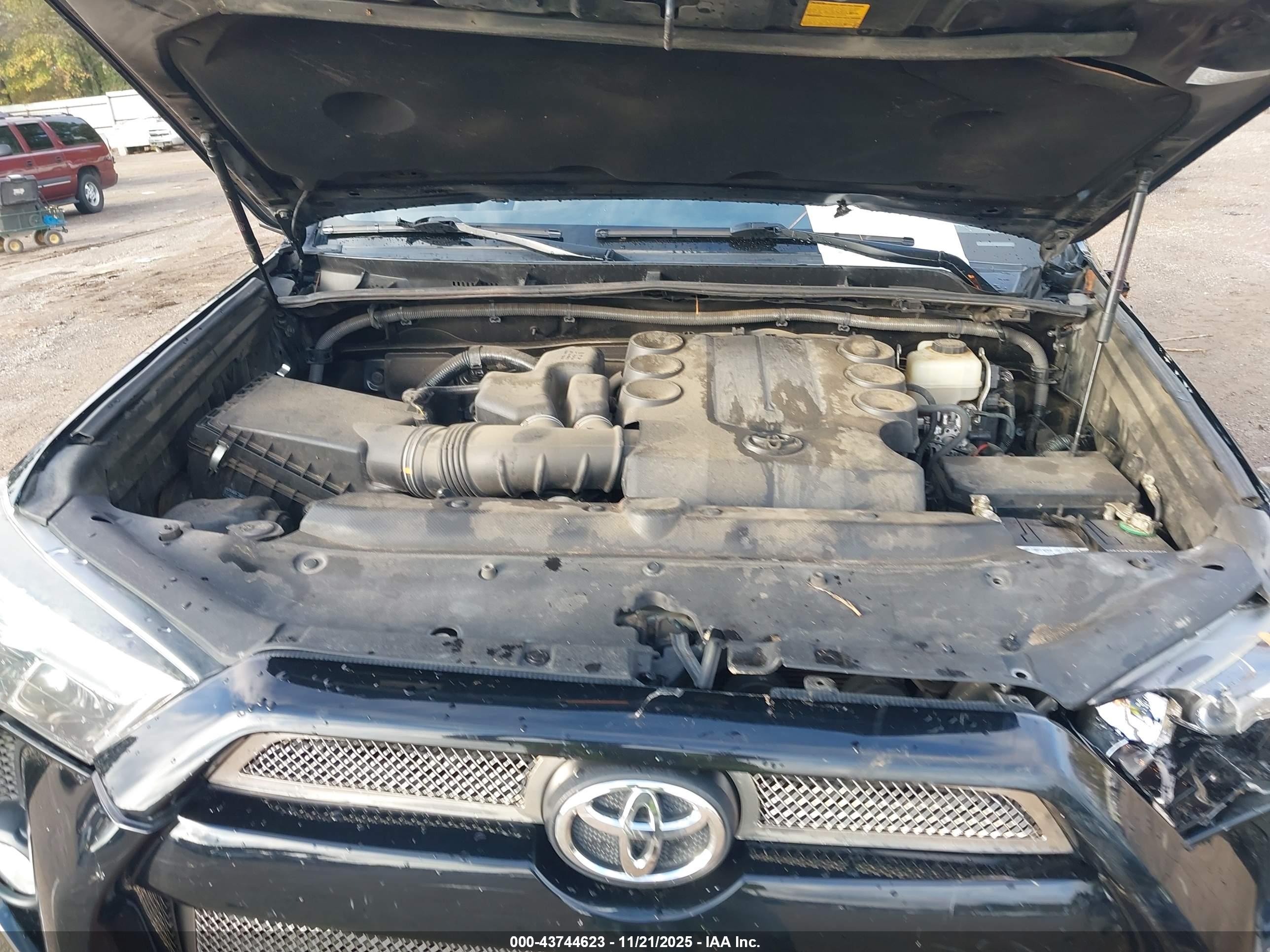 TOYOTA 4RUNNER image 10