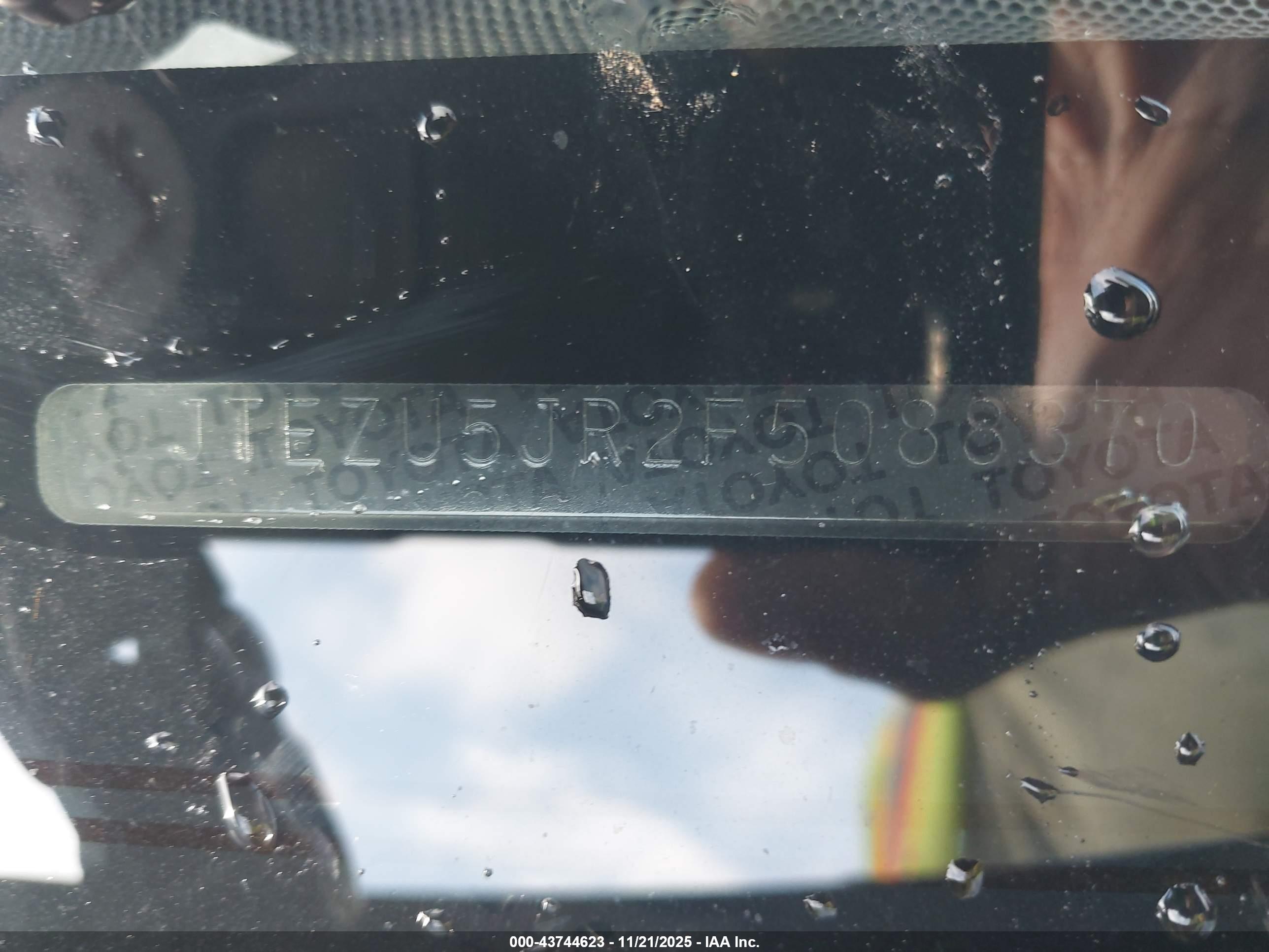TOYOTA 4RUNNER image 9