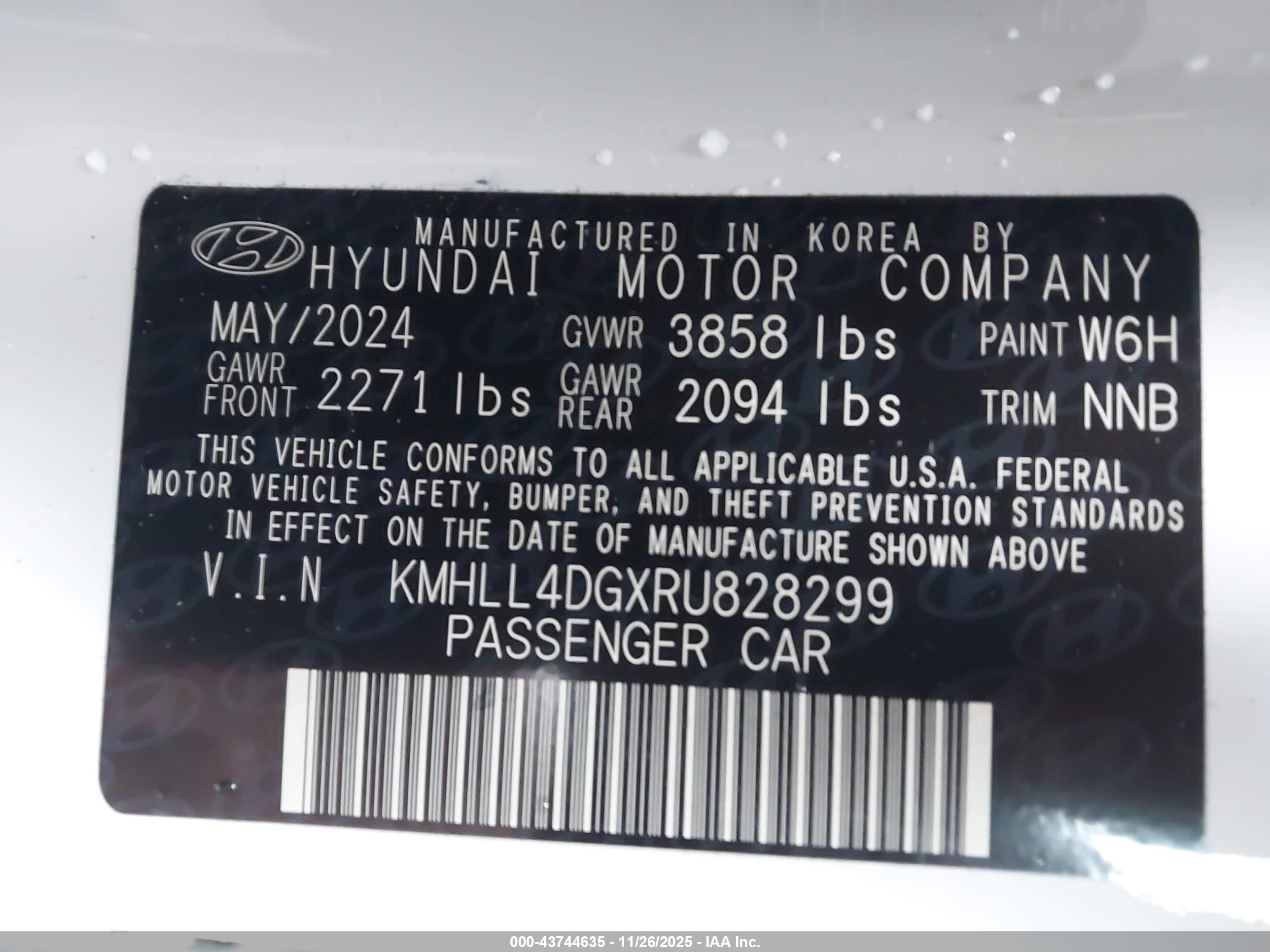 HYUNDAI ELANTRA image 9