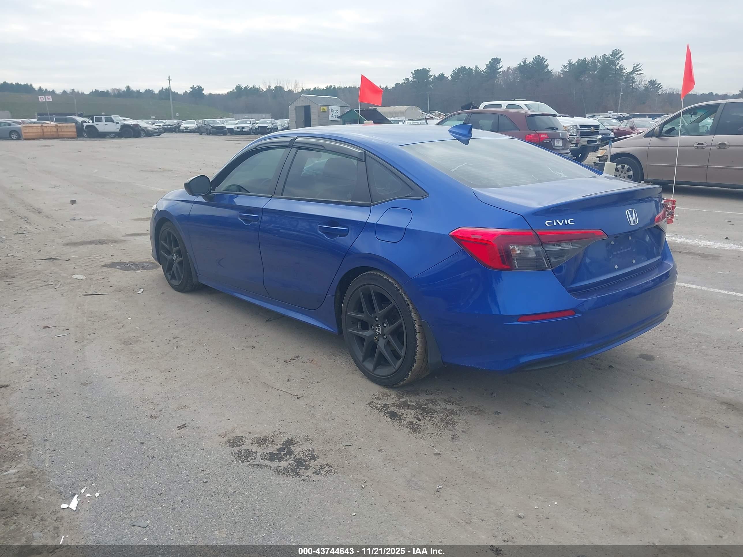 HONDA CIVIC image 3