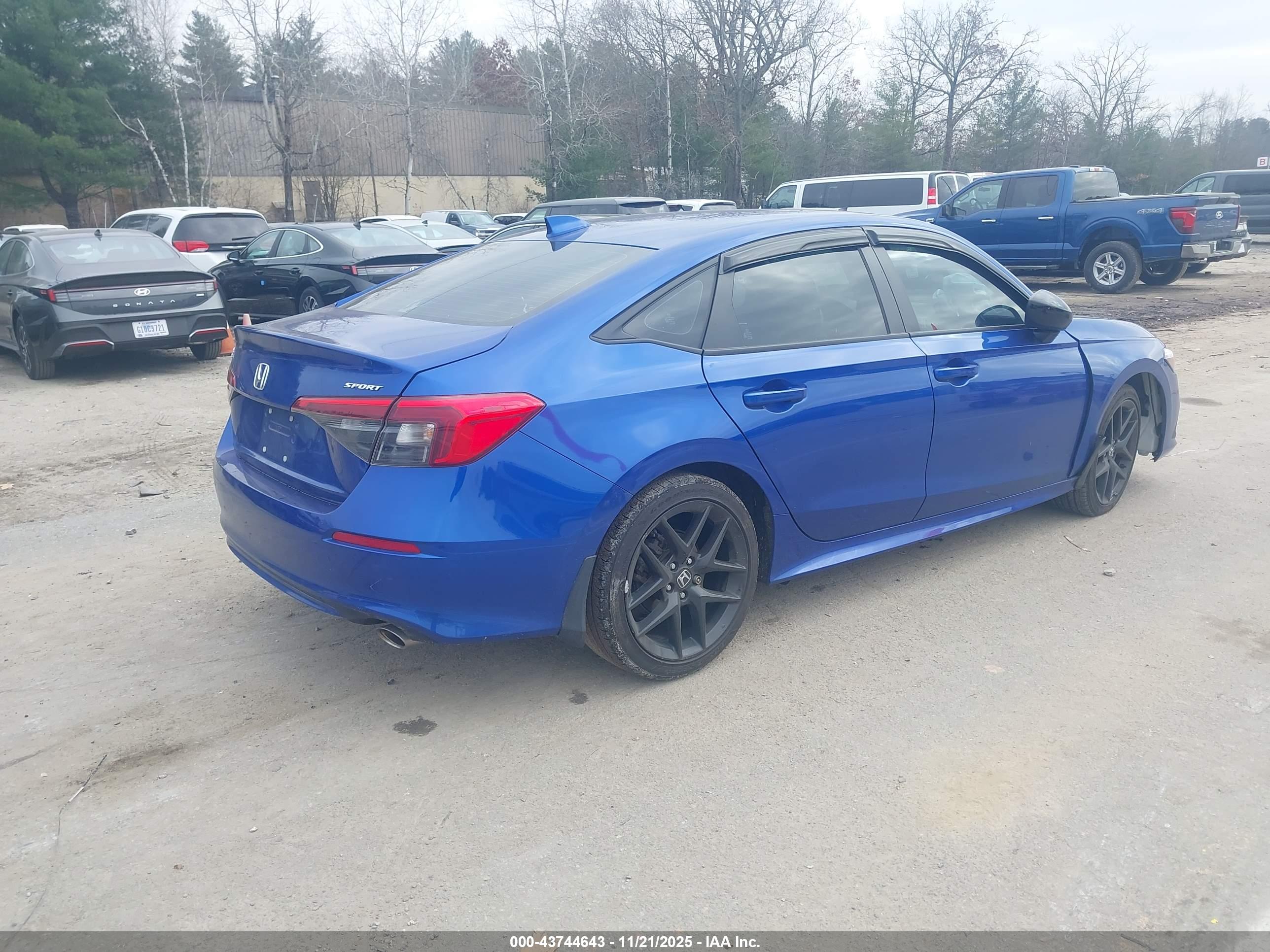 HONDA CIVIC image 4