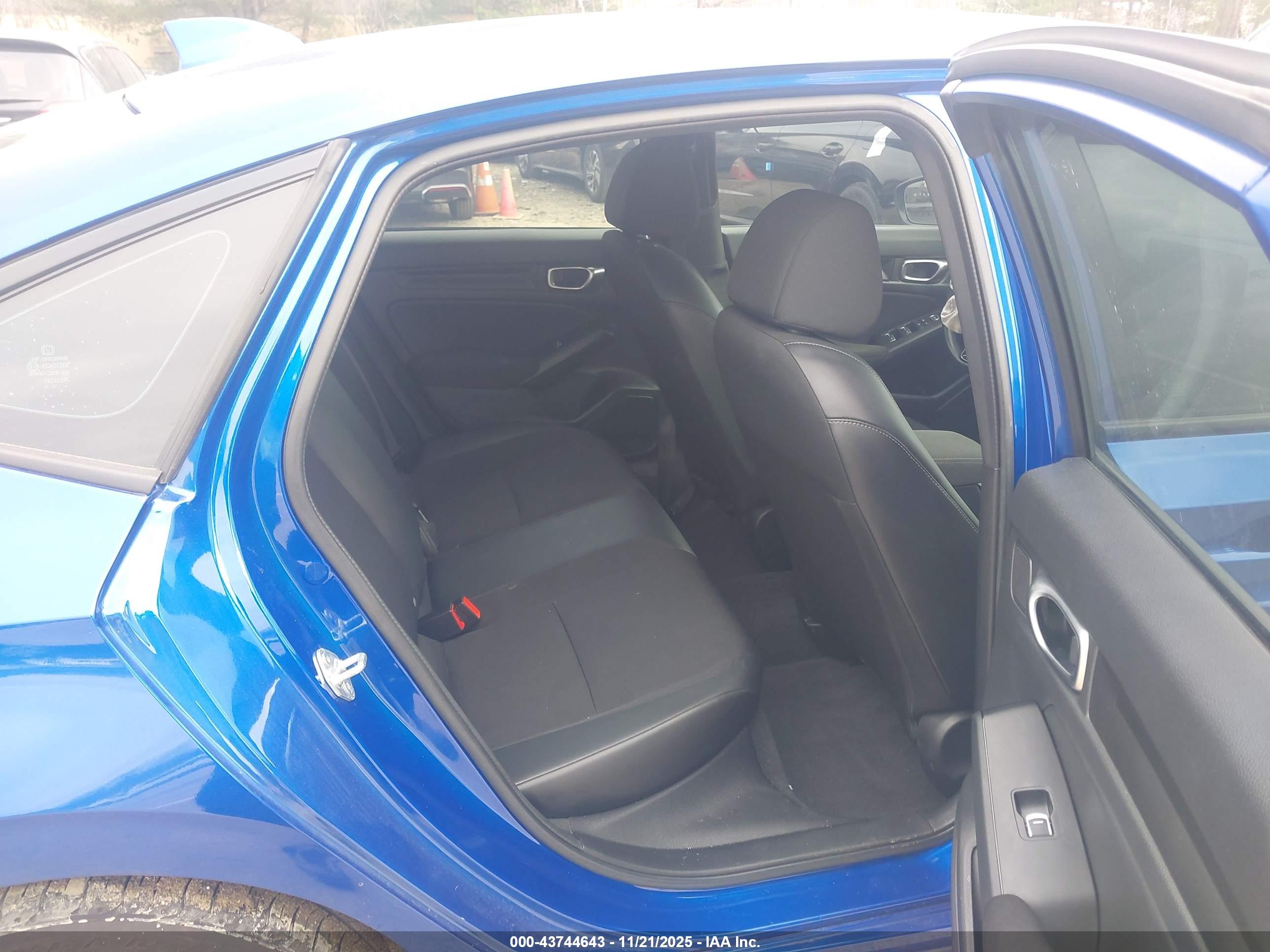 HONDA CIVIC image 8