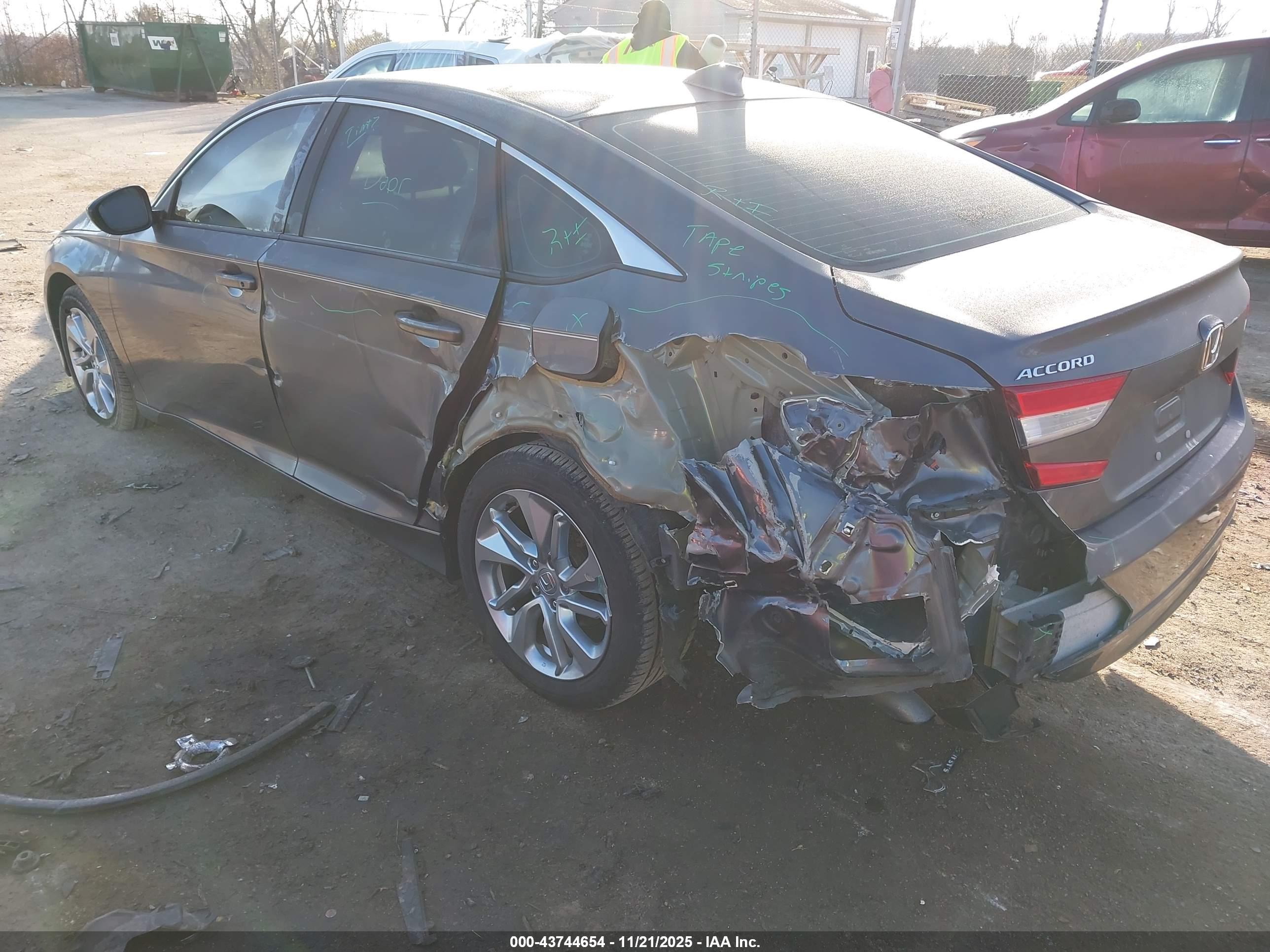 HONDA ACCORD image 3