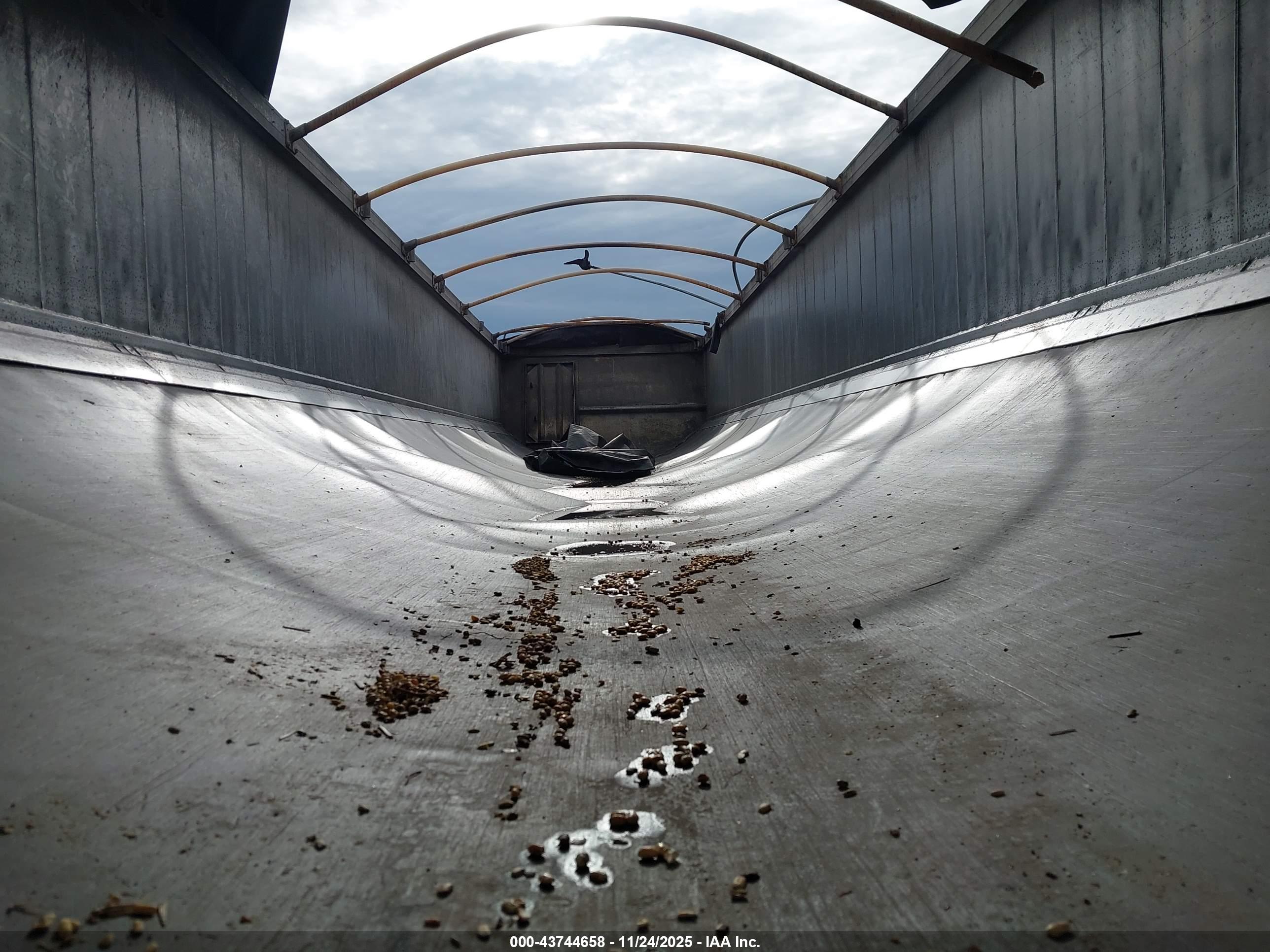 EAST MANUFACTURING image 5