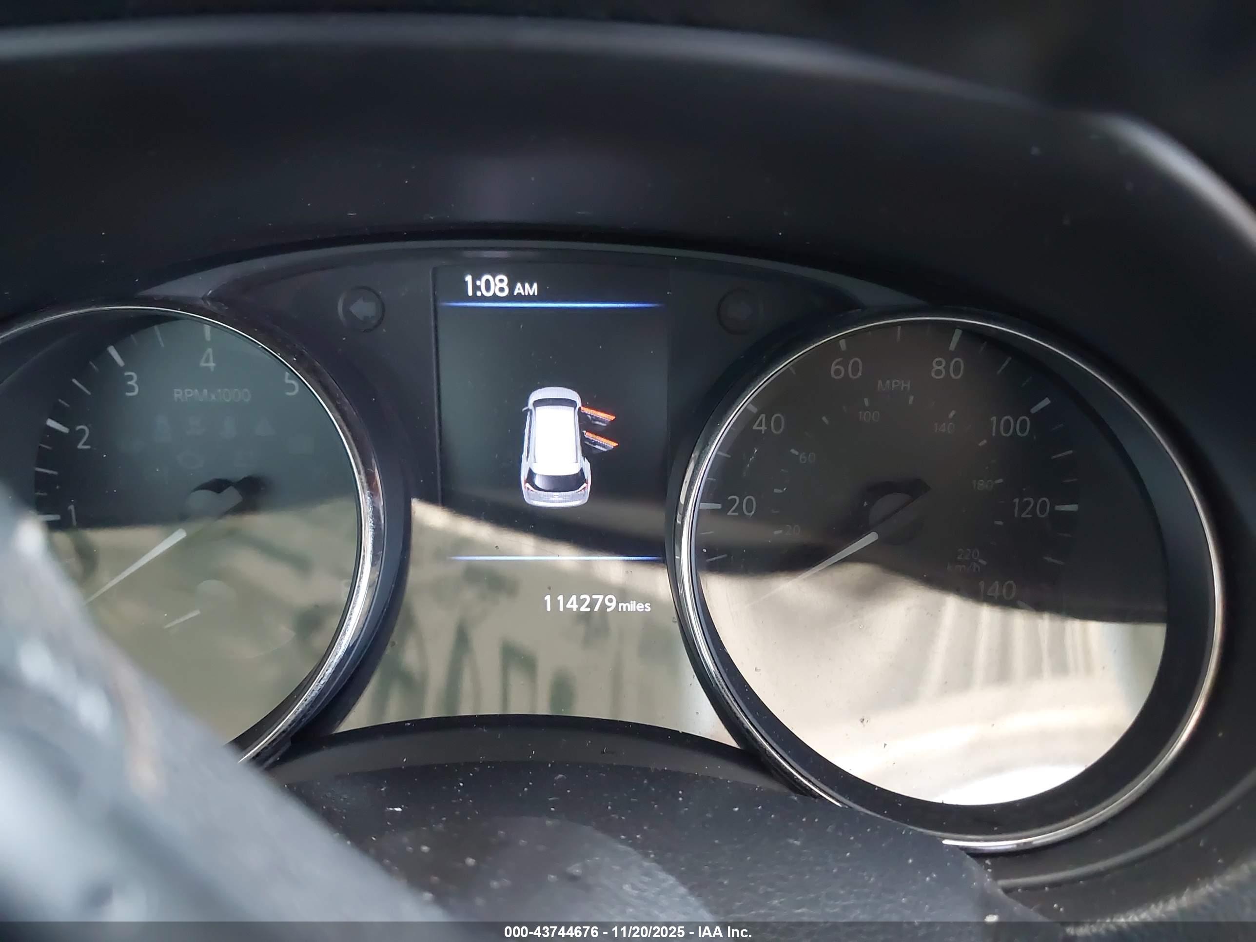 NISSAN ROGUE image 7