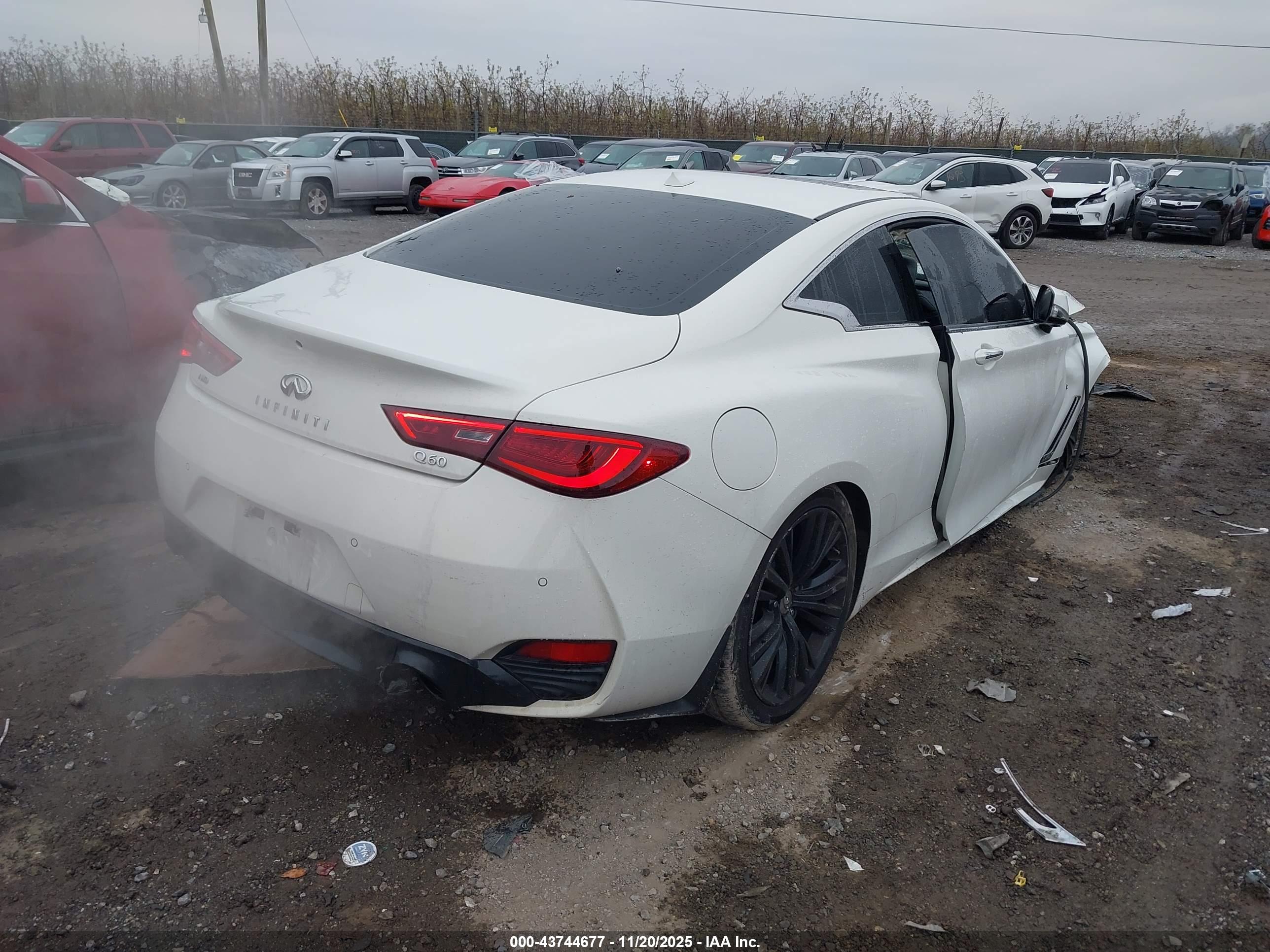 INFINITI Q60 image 4