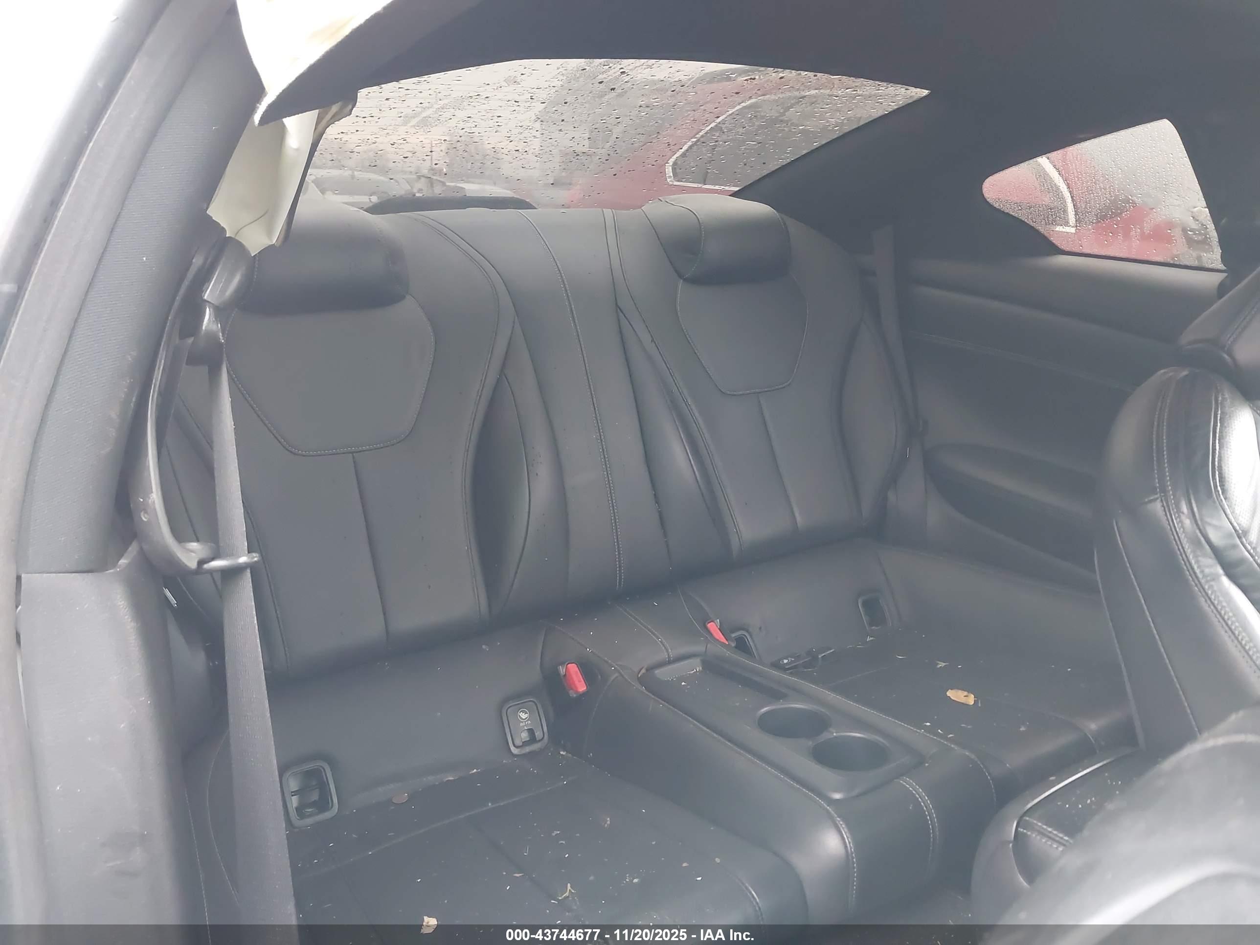 INFINITI Q60 image 8