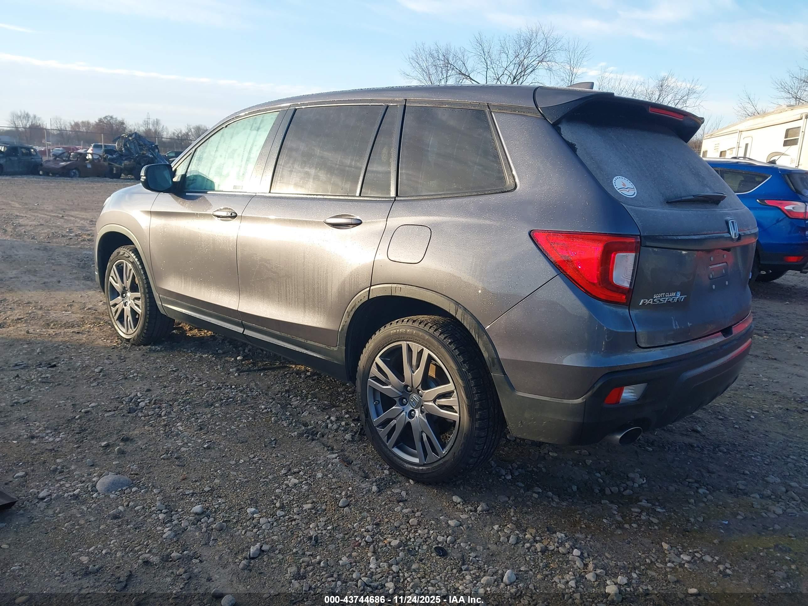 HONDA PASSPORT image 3
