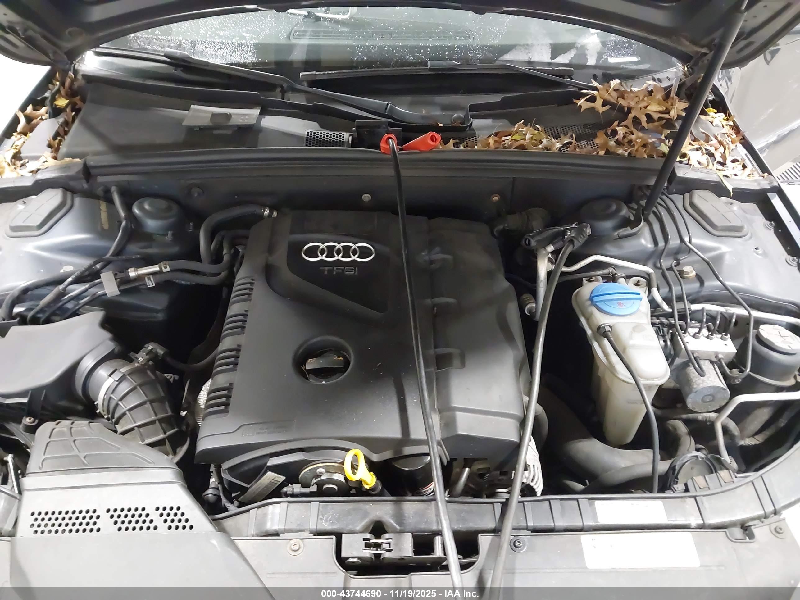 AUDI A4 image 10