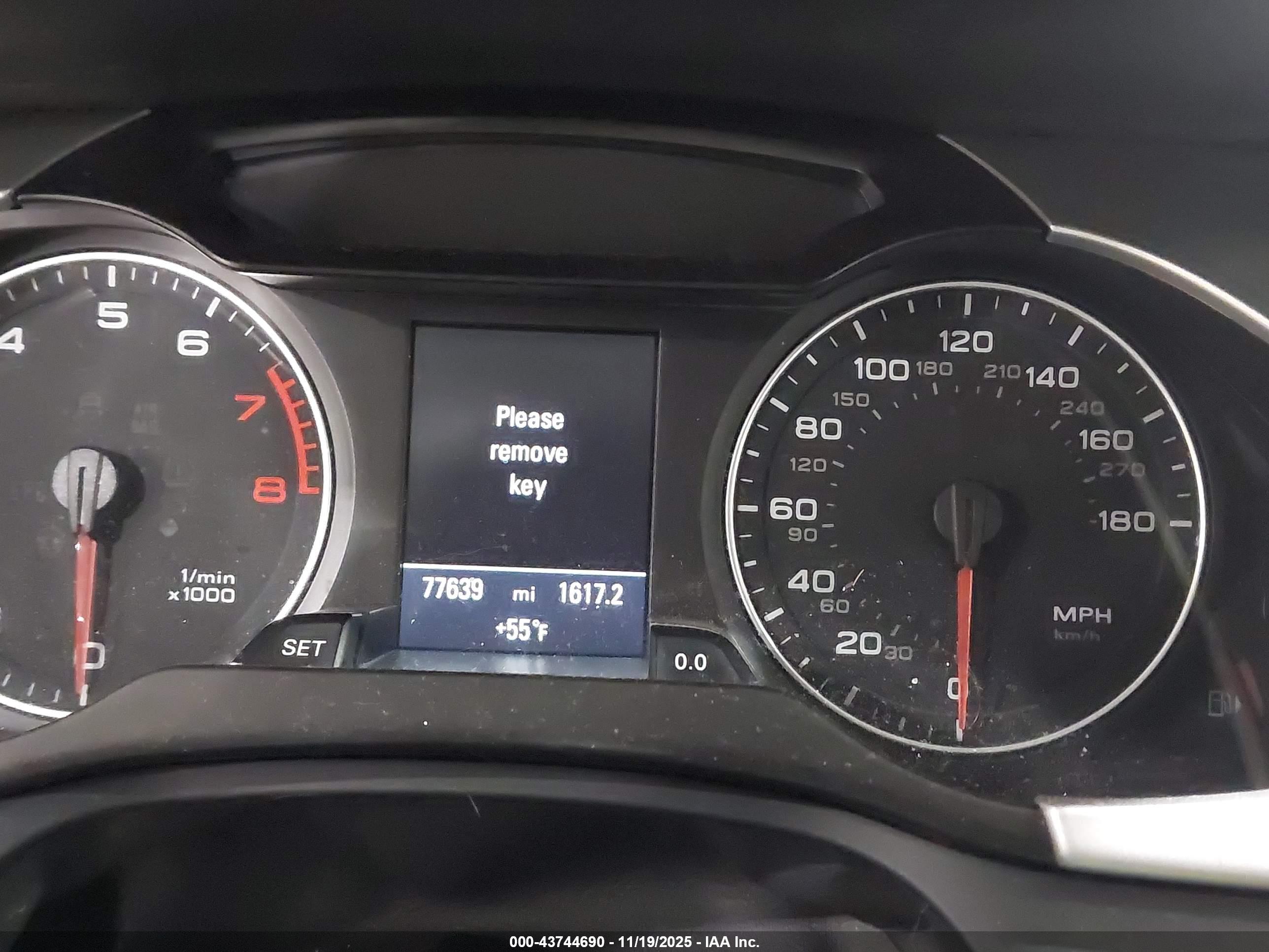 AUDI A4 image 7