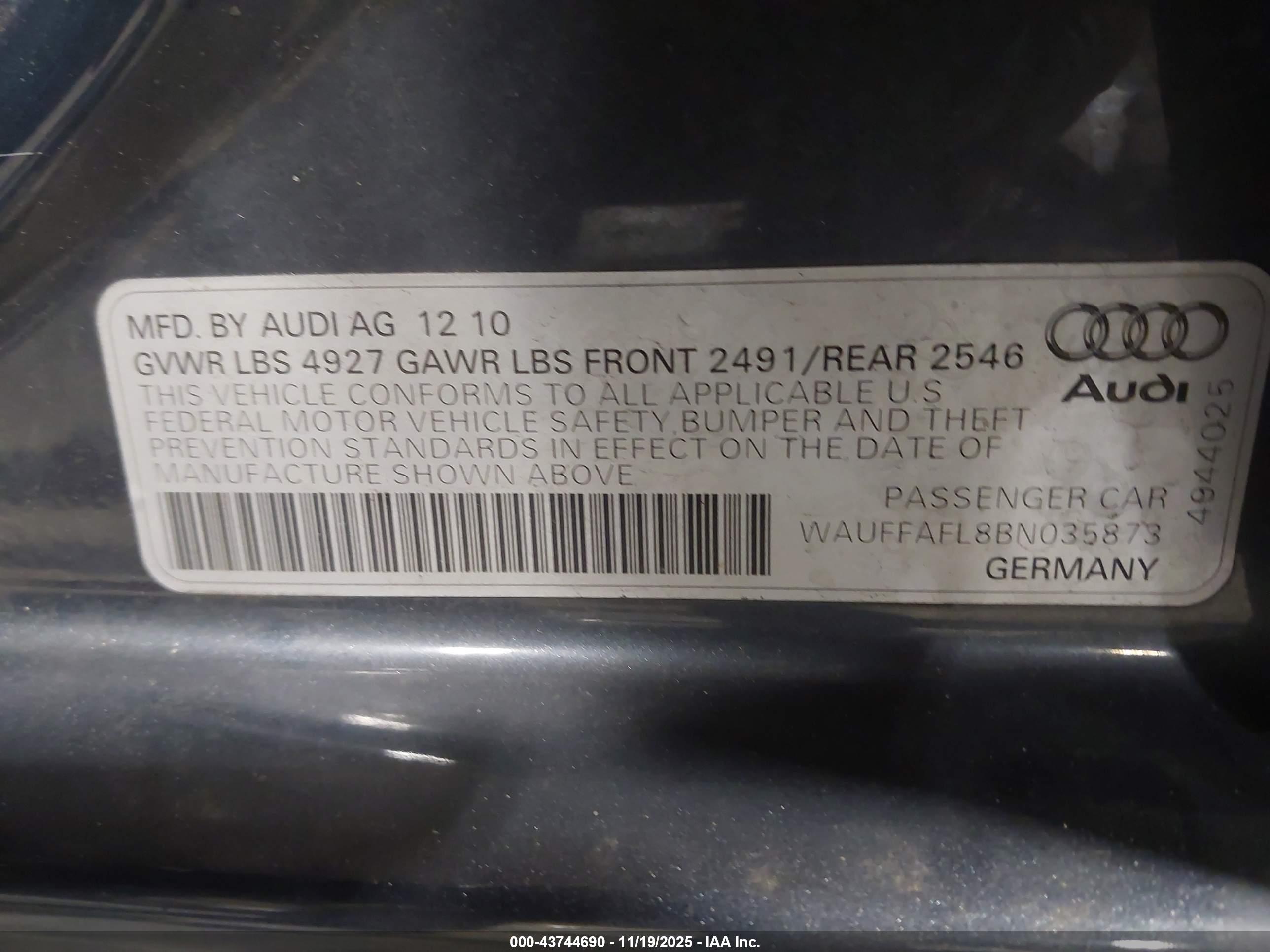 AUDI A4 image 9