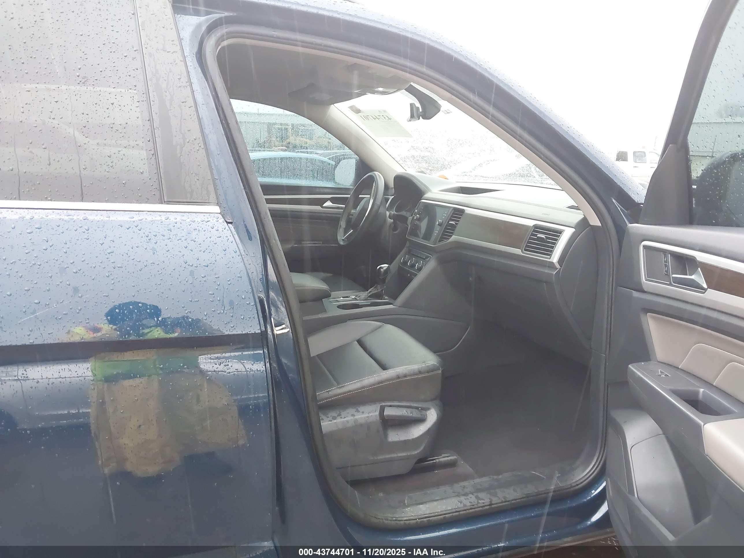 VOLKSWAGEN ATLAS image 5