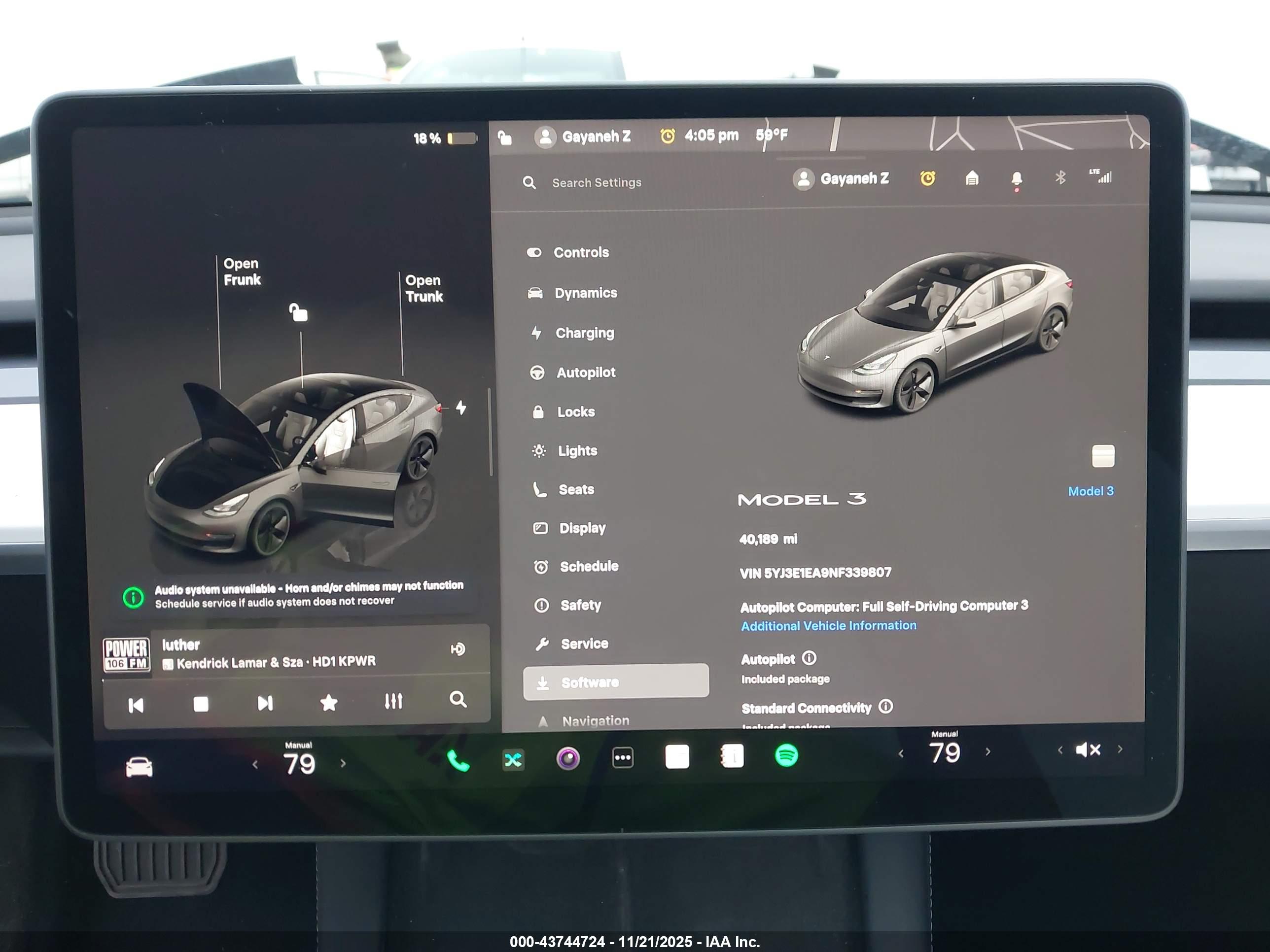 TESLA MODEL image 7