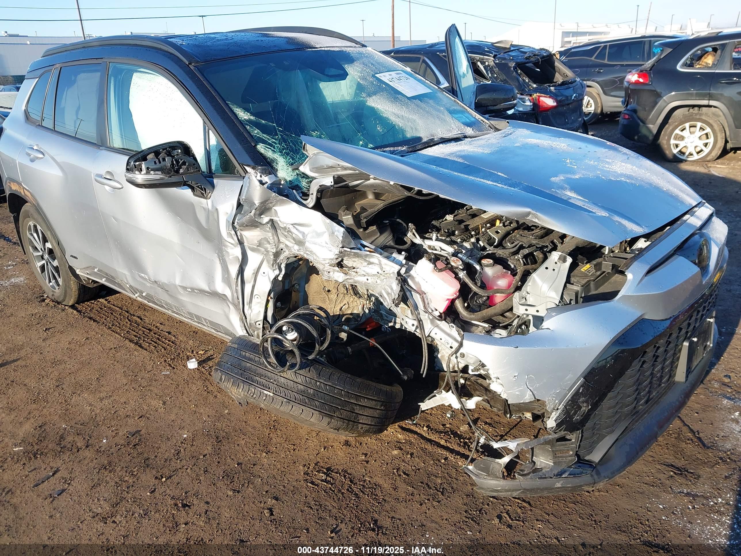 TOYOTA COROLLA image 6