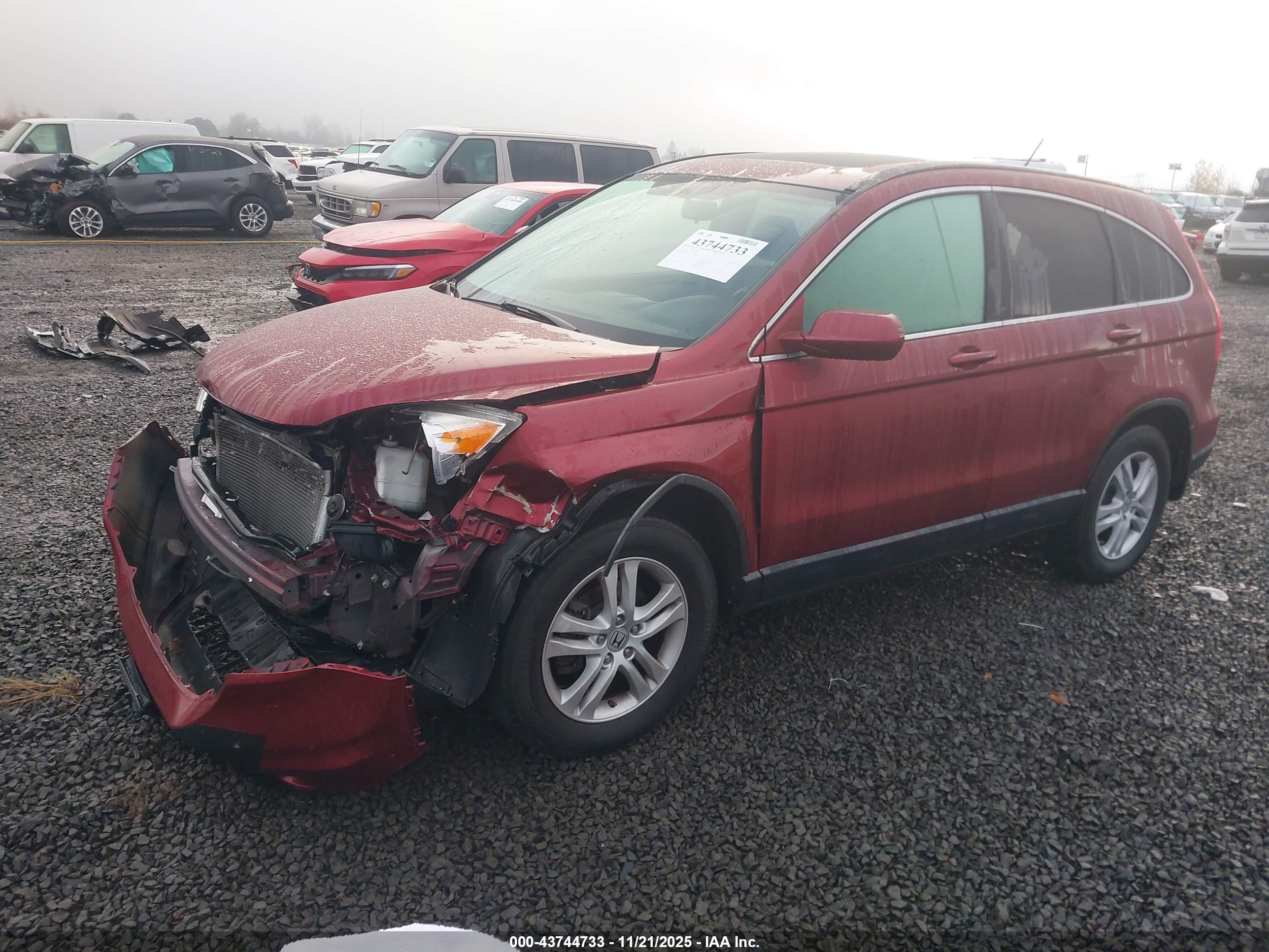 HONDA CR-V image 2