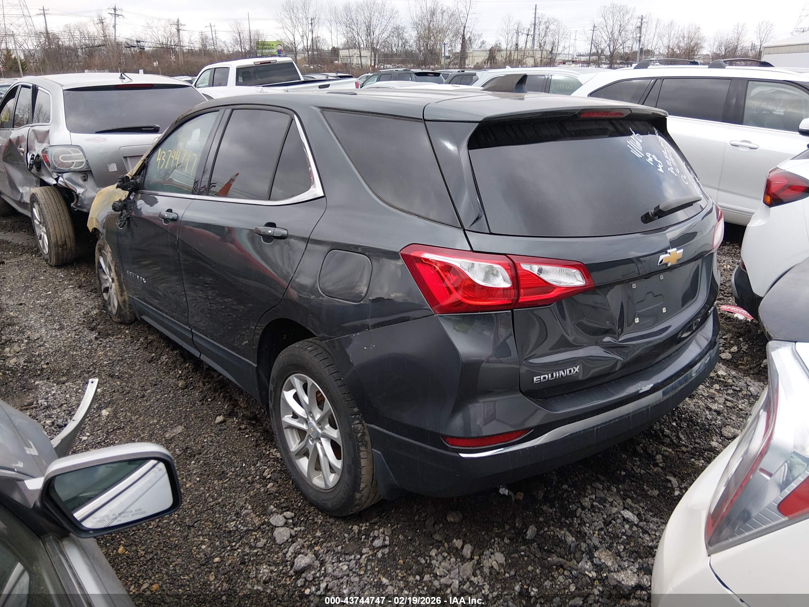 CHEVROLET EQUINOX image 3