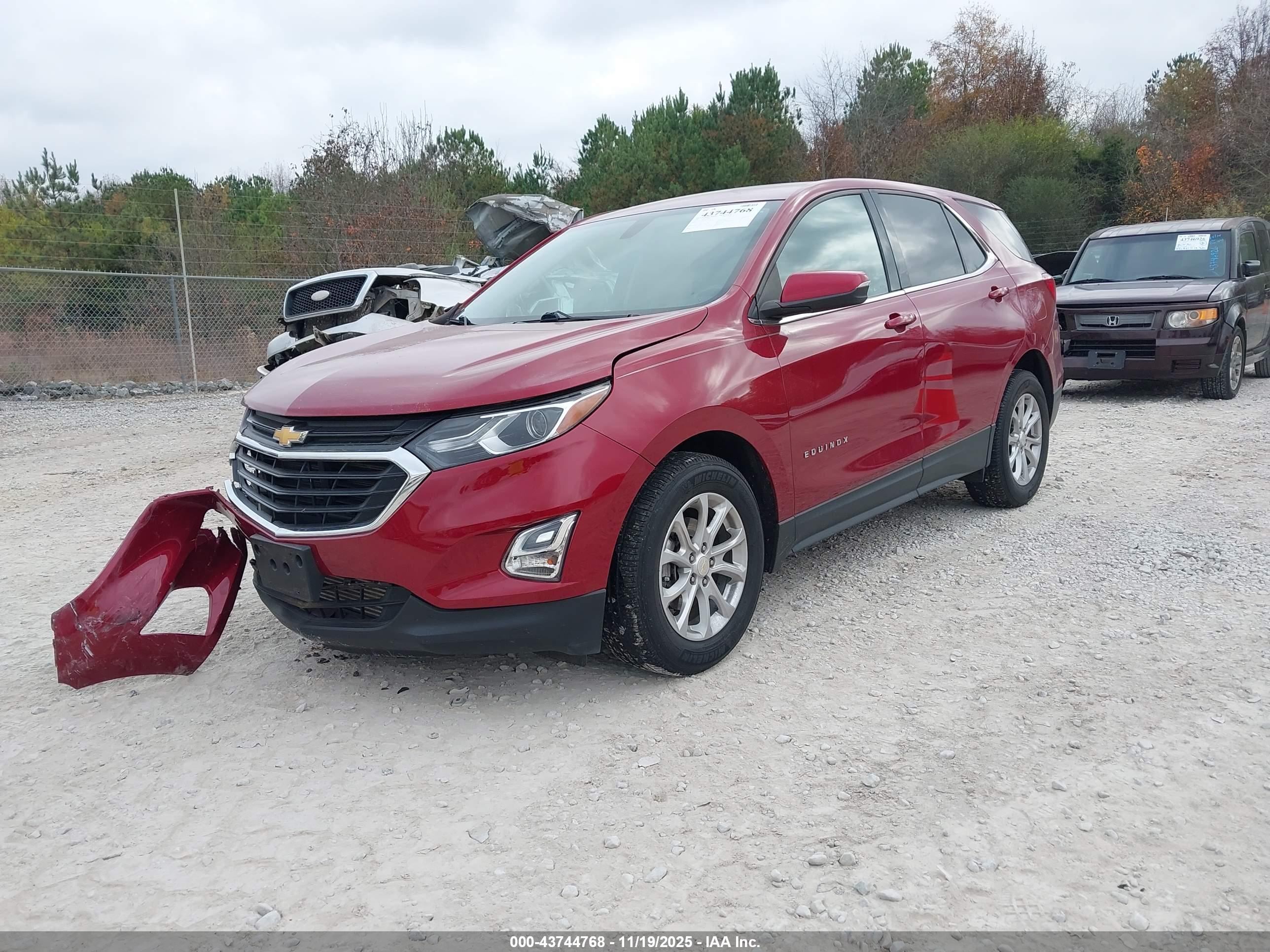 CHEVROLET EQUINOX image 2