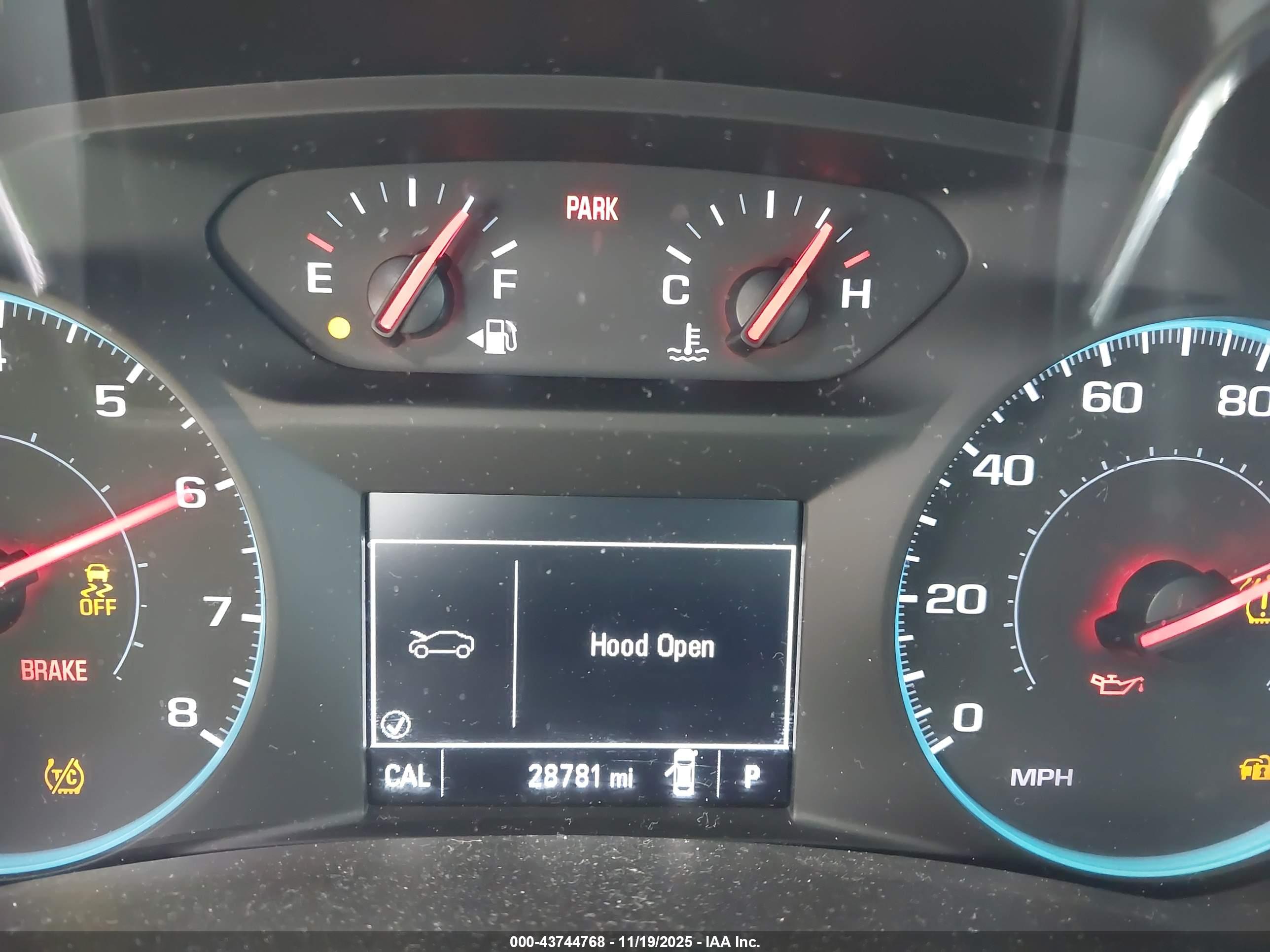 CHEVROLET EQUINOX image 7