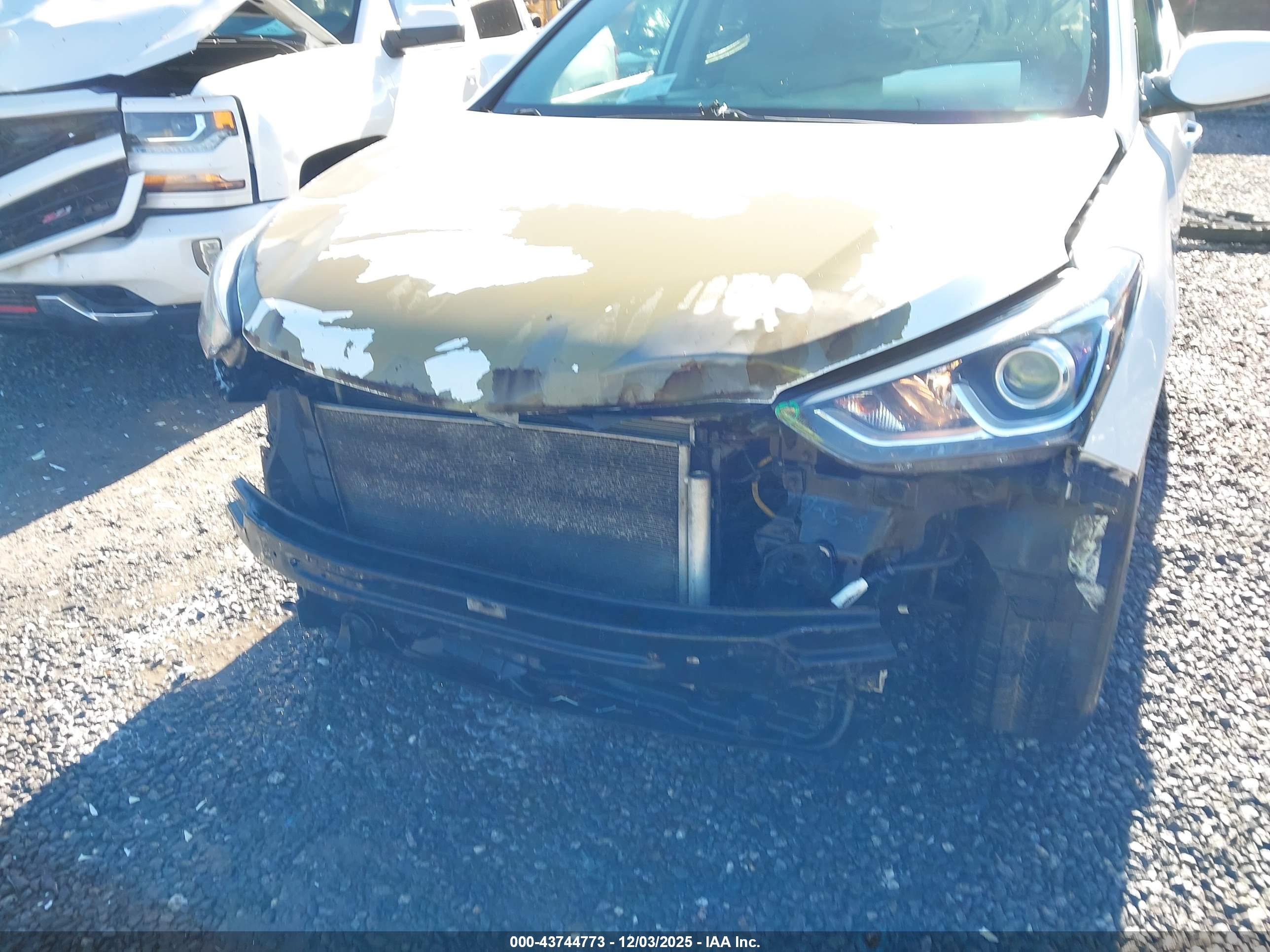 HYUNDAI SANTA image 6