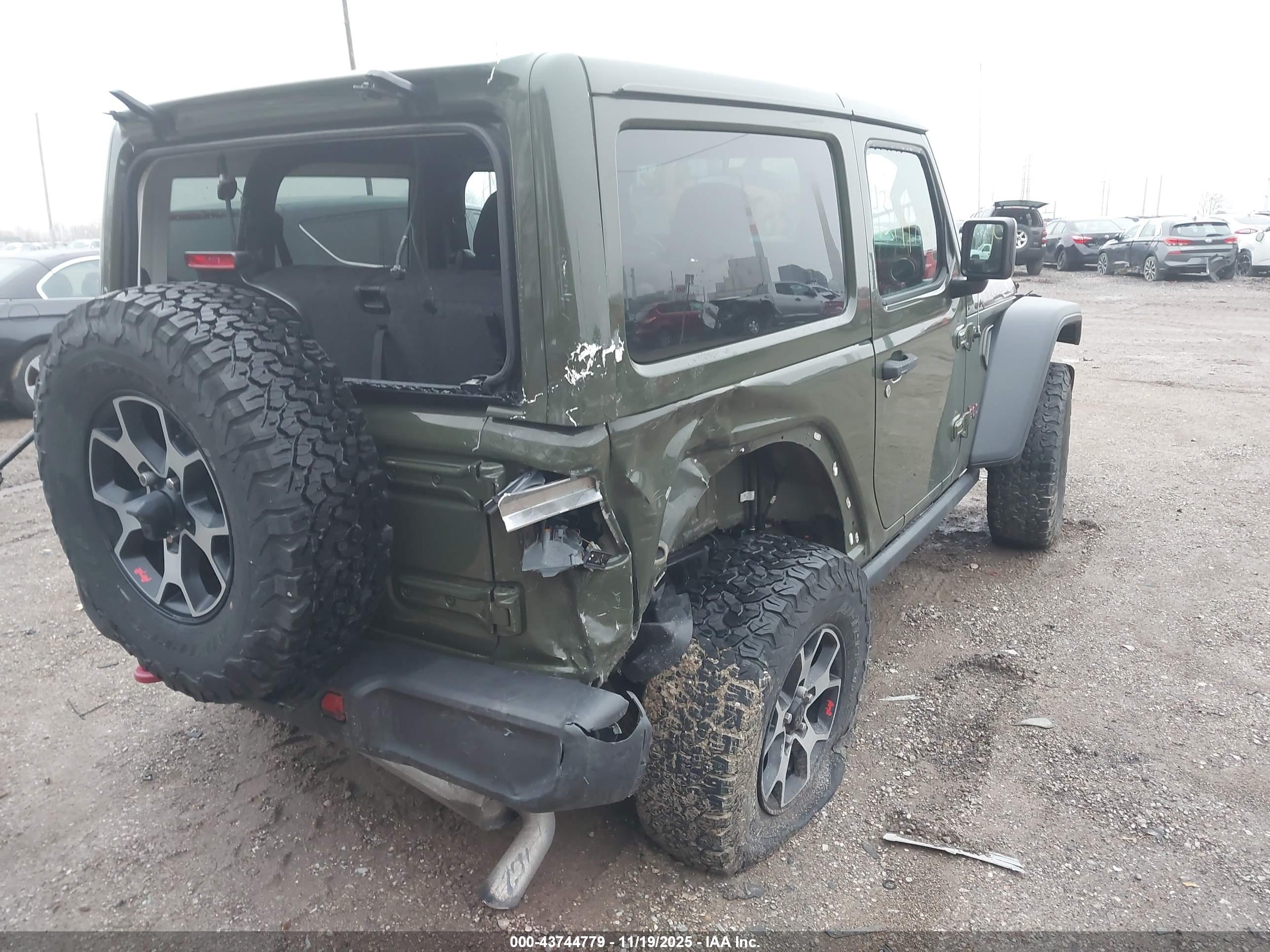 JEEP WRANGLER image 4