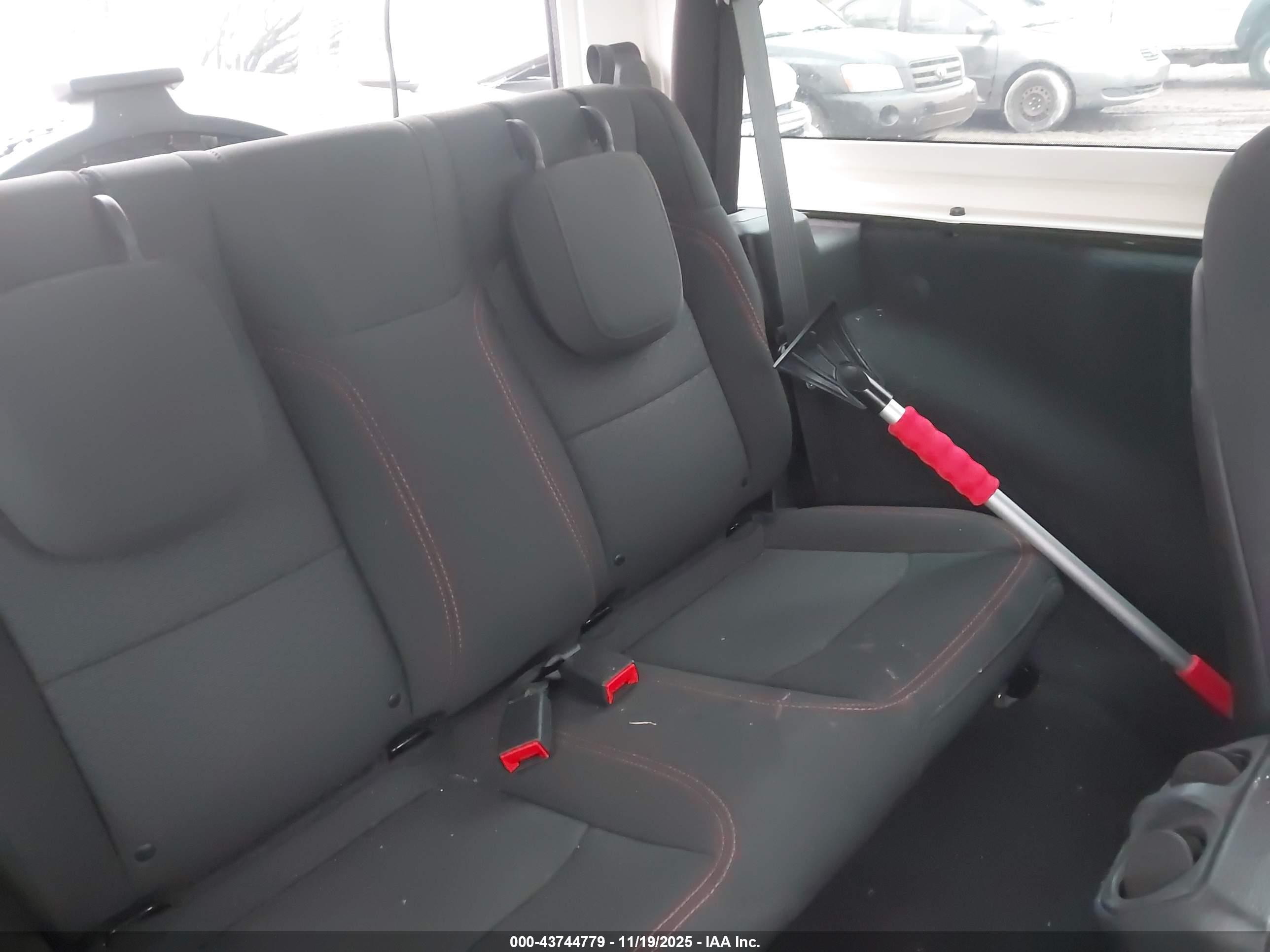 JEEP WRANGLER image 8