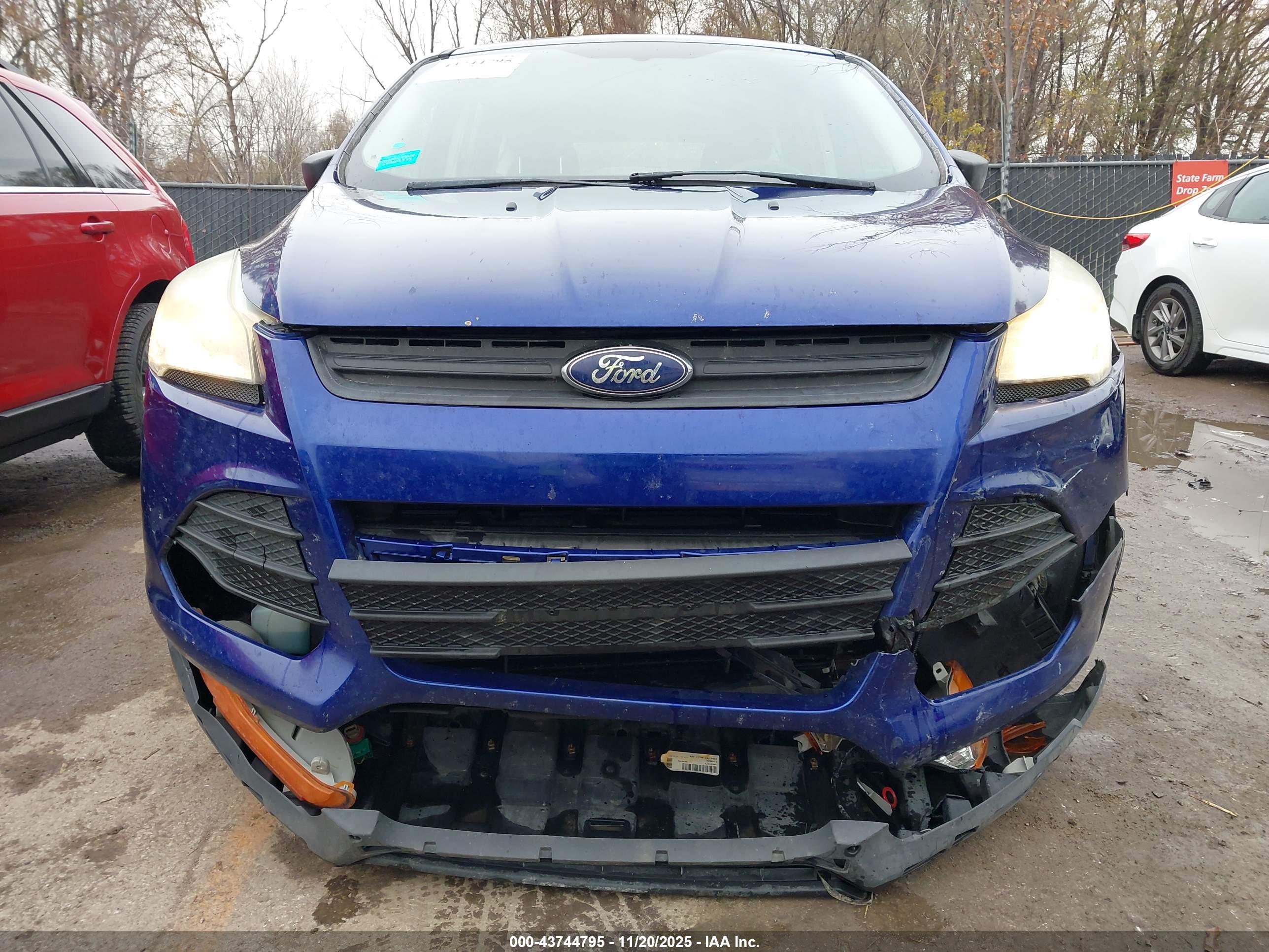FORD ESCAPE image 6