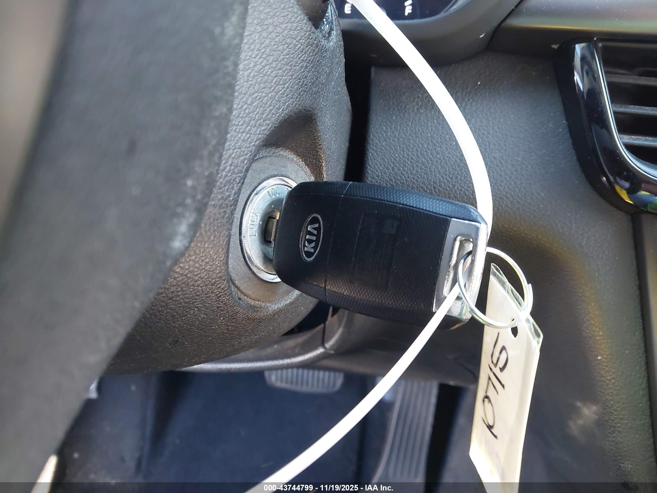 KIA OPTIMA image 11