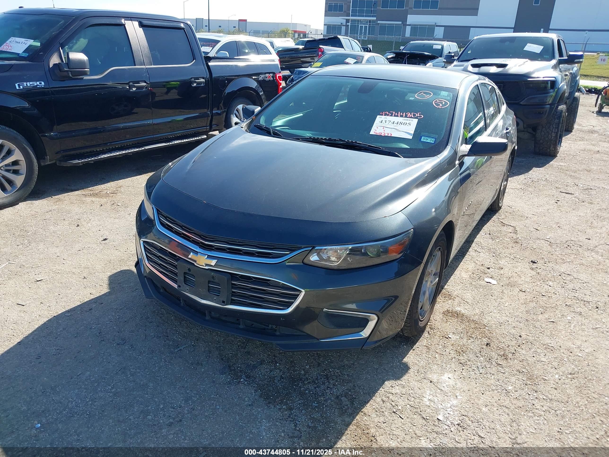 CHEVROLET MALIBU image 2