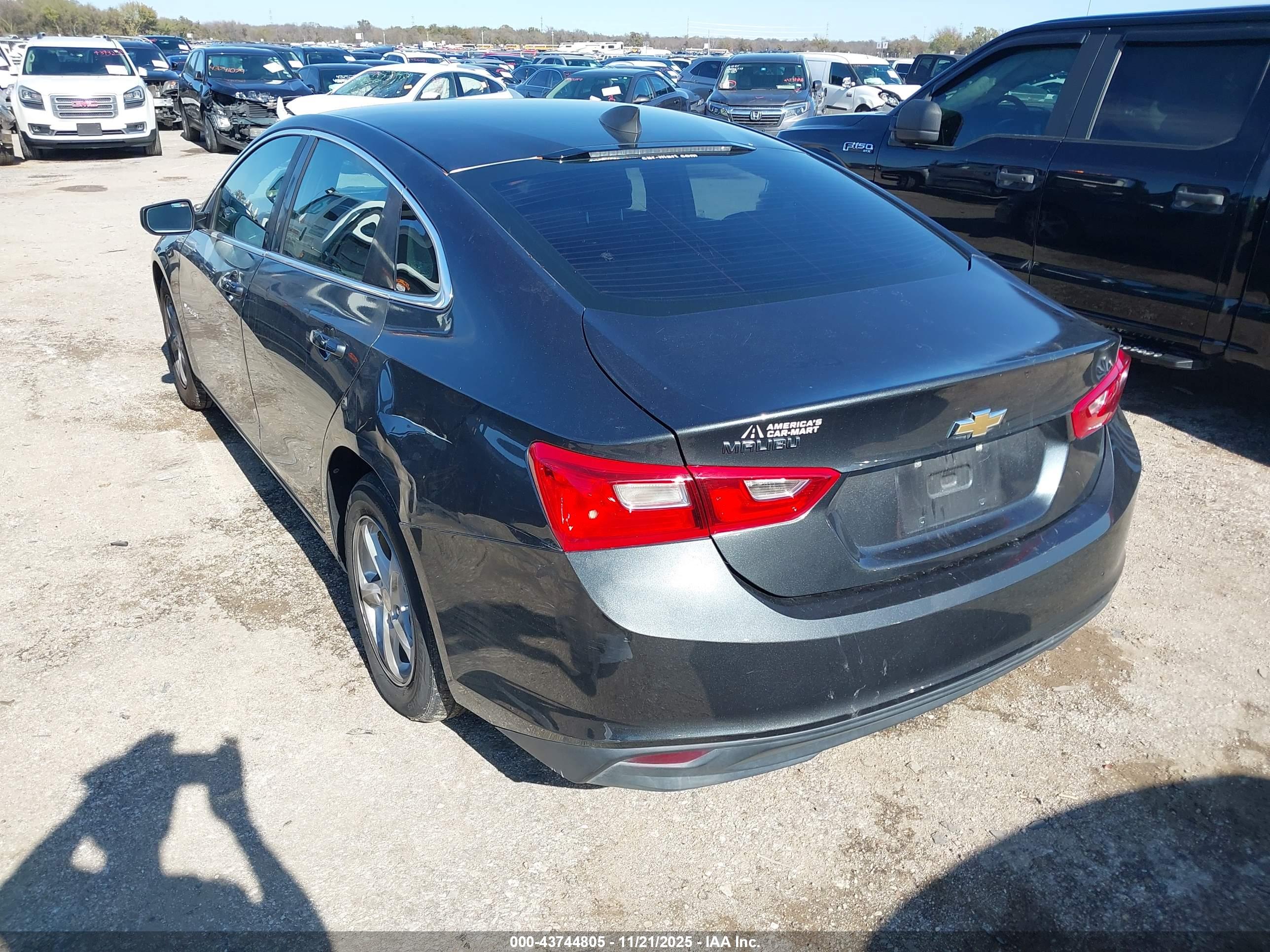 CHEVROLET MALIBU image 3