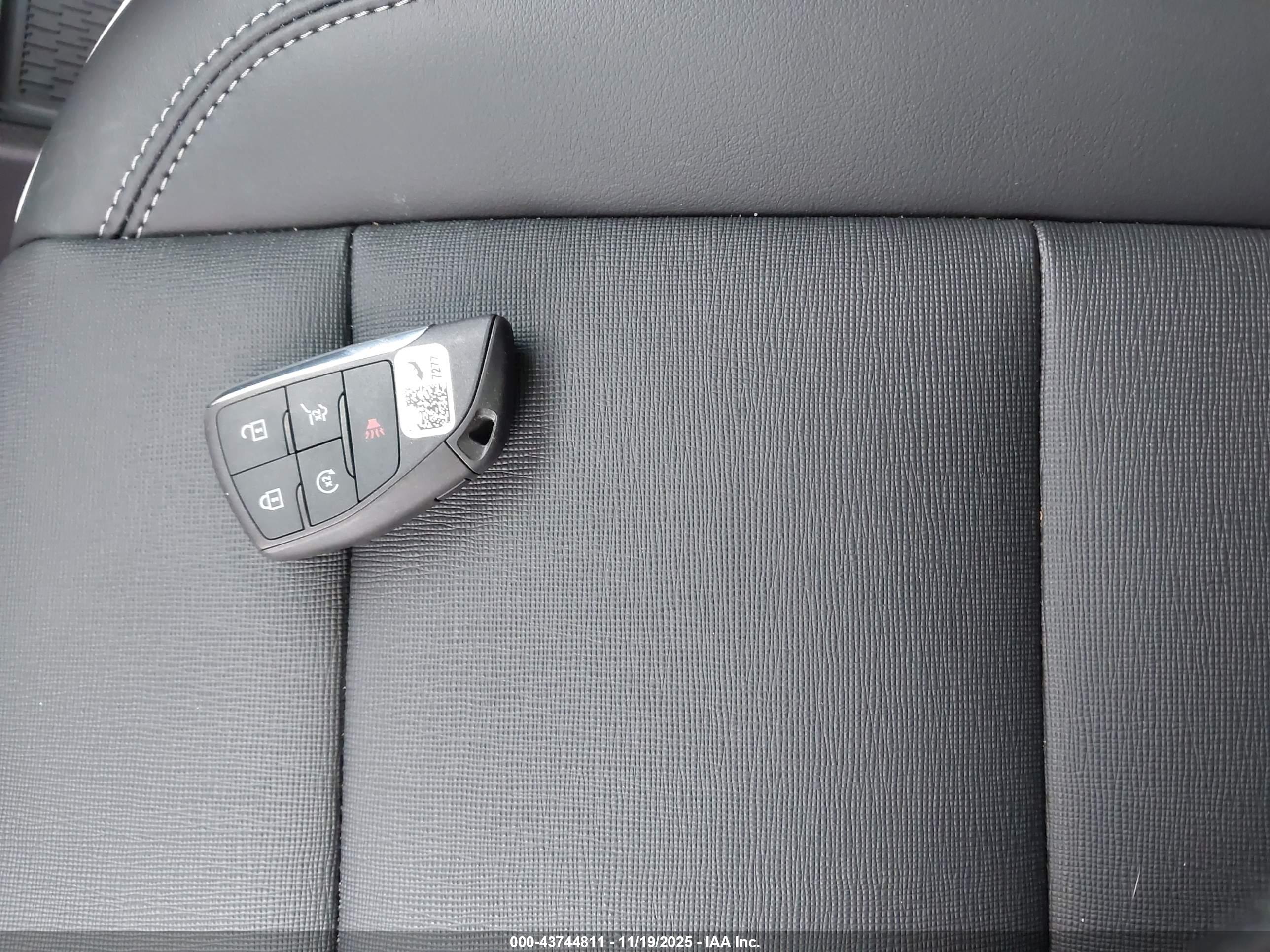 BUICK ENCLAVE image 11