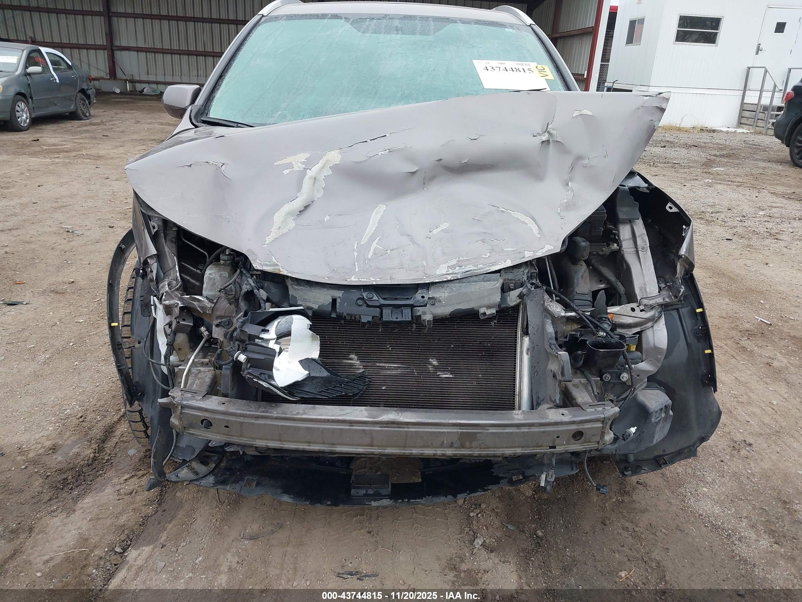 HONDA CR-V image 6