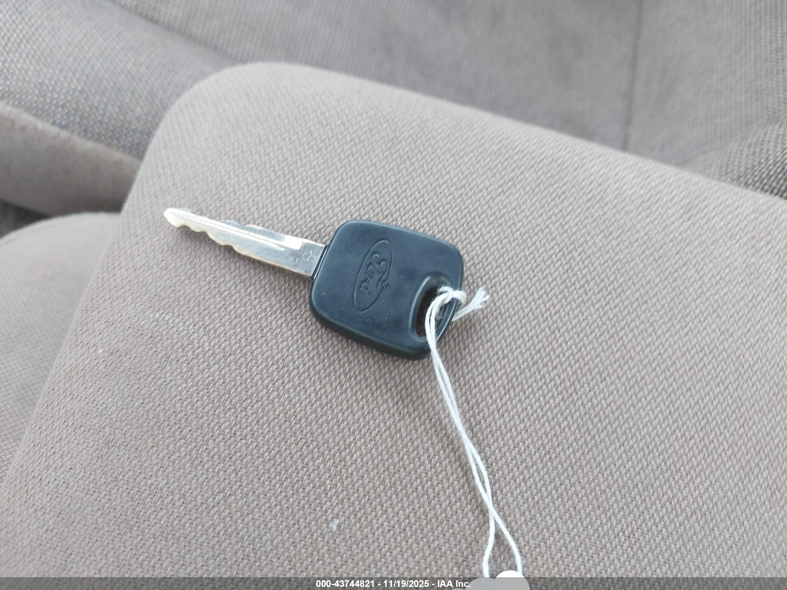 FORD RANGER image 11
