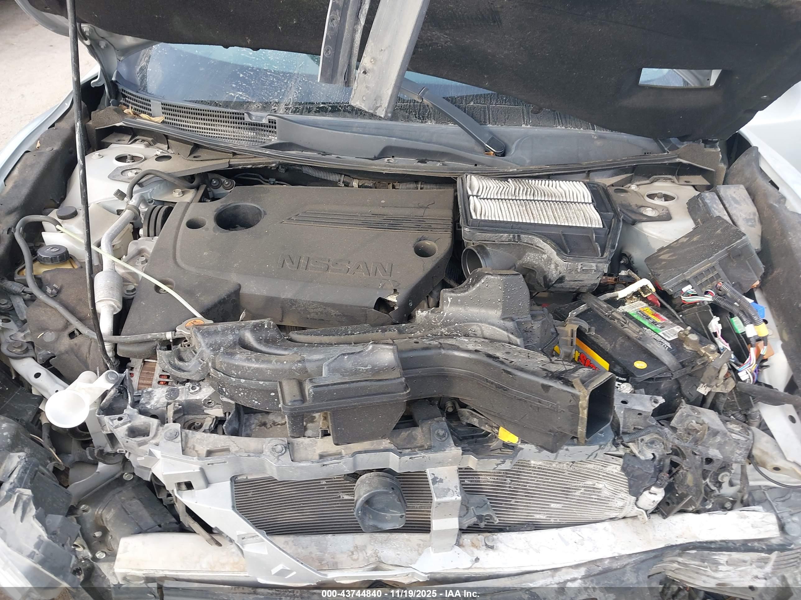 NISSAN ALTIMA image 10