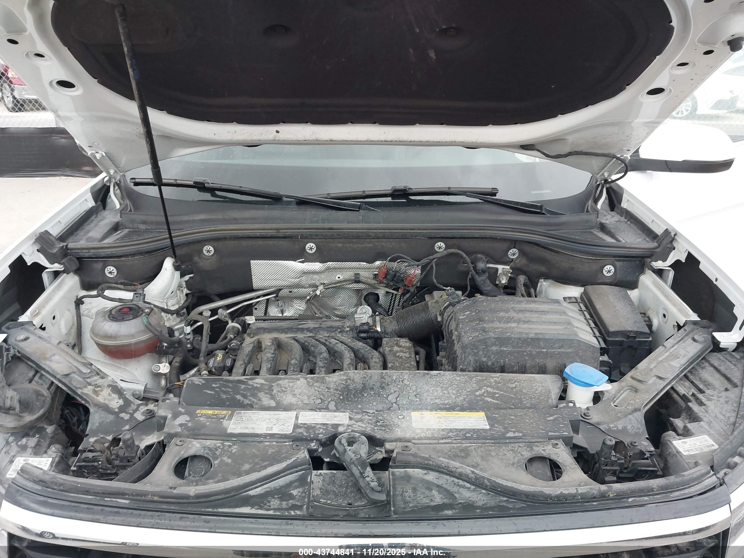 VOLKSWAGEN ATLAS image 10