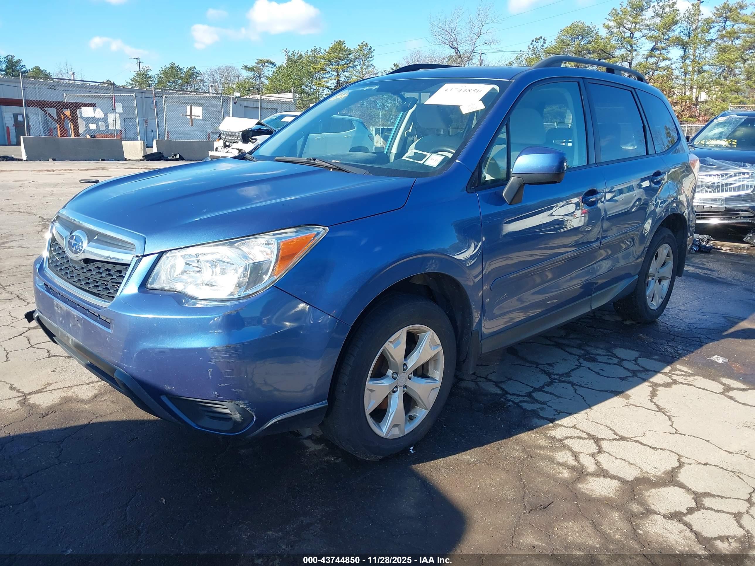 SUBARU FORESTER image 2